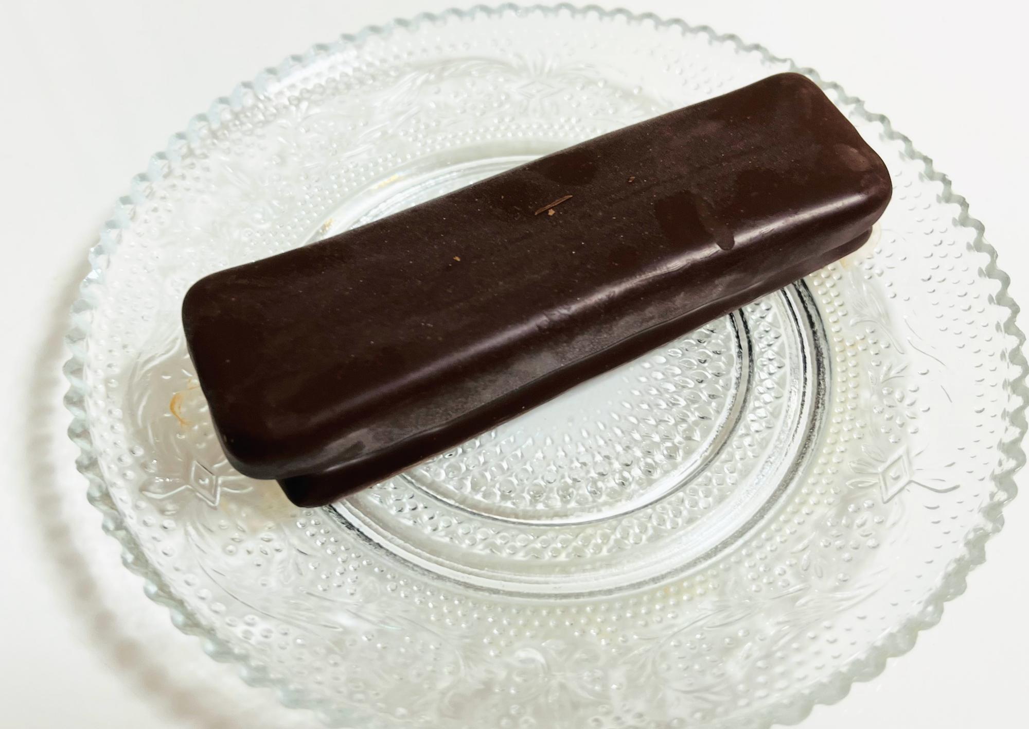 セブン限定】「チョコレートタルトスティック」期待を裏切らない