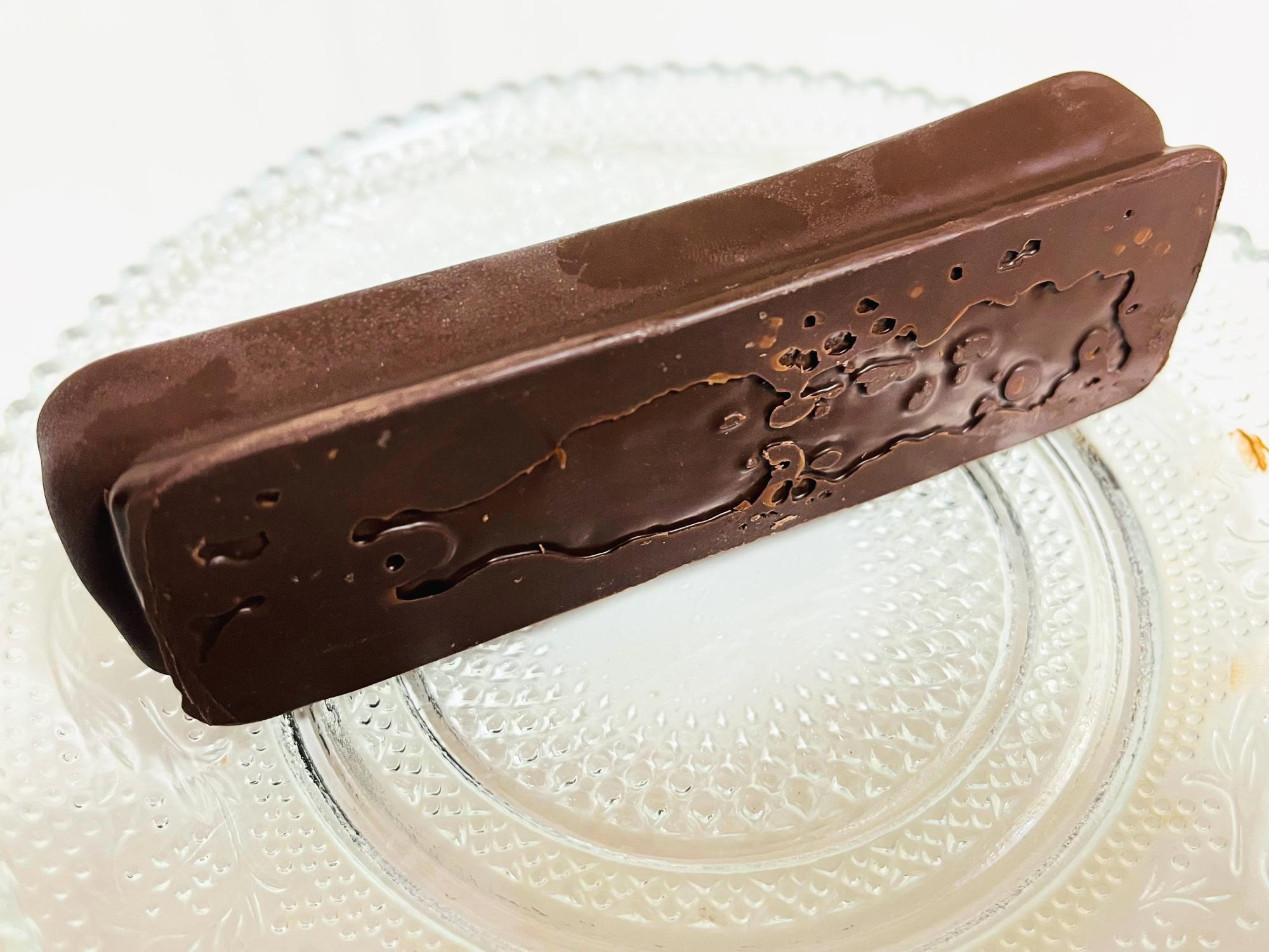 セブン限定】「チョコレートタルトスティック」期待を裏切らない