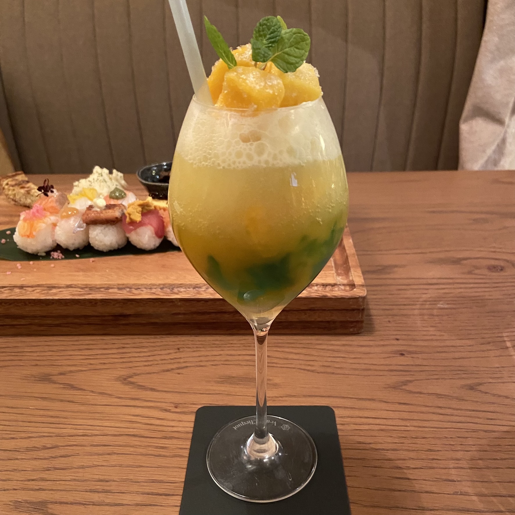 マンゴーのフロートジュース600円（仮）