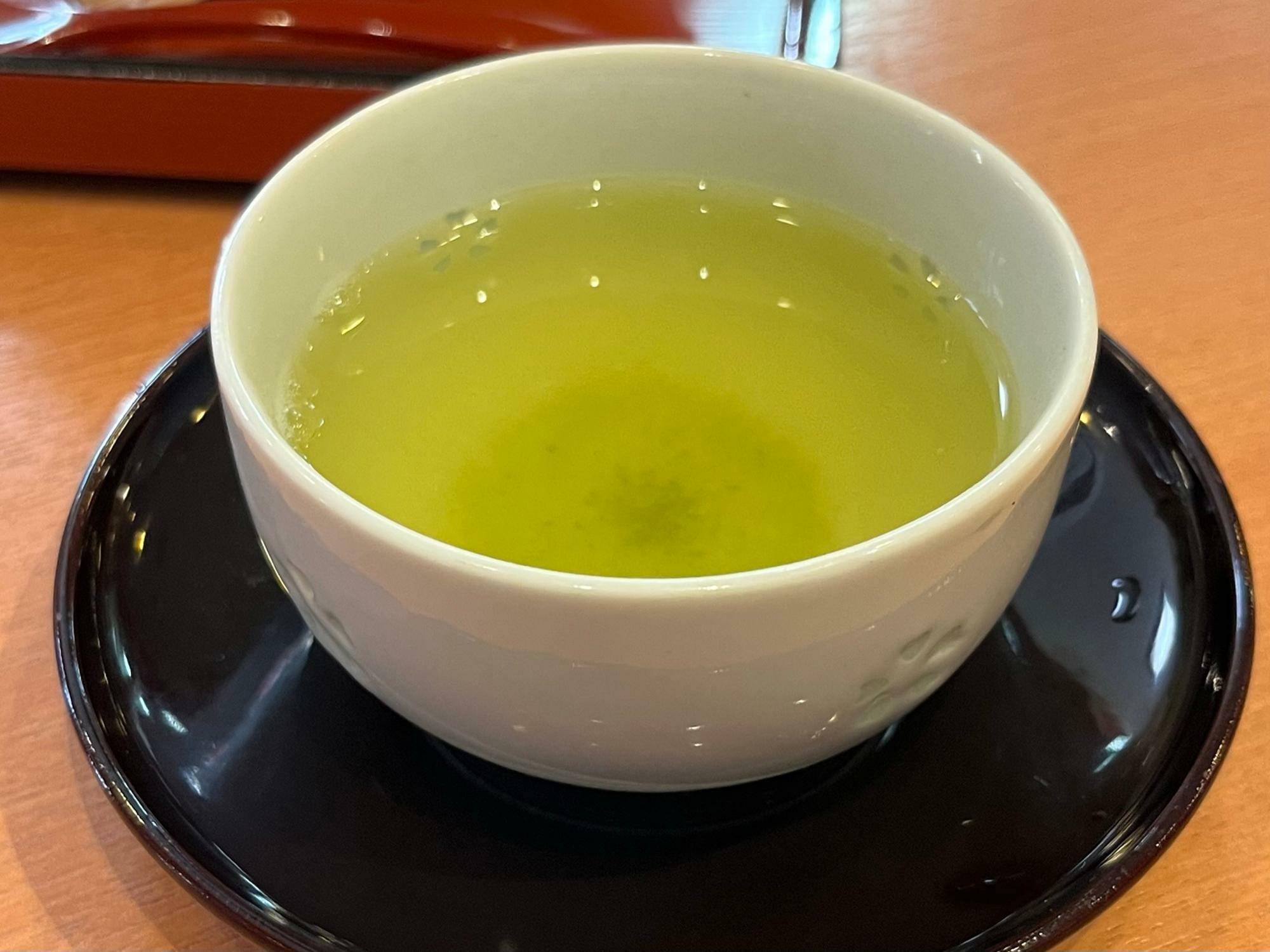 渋さが美味しい緑茶