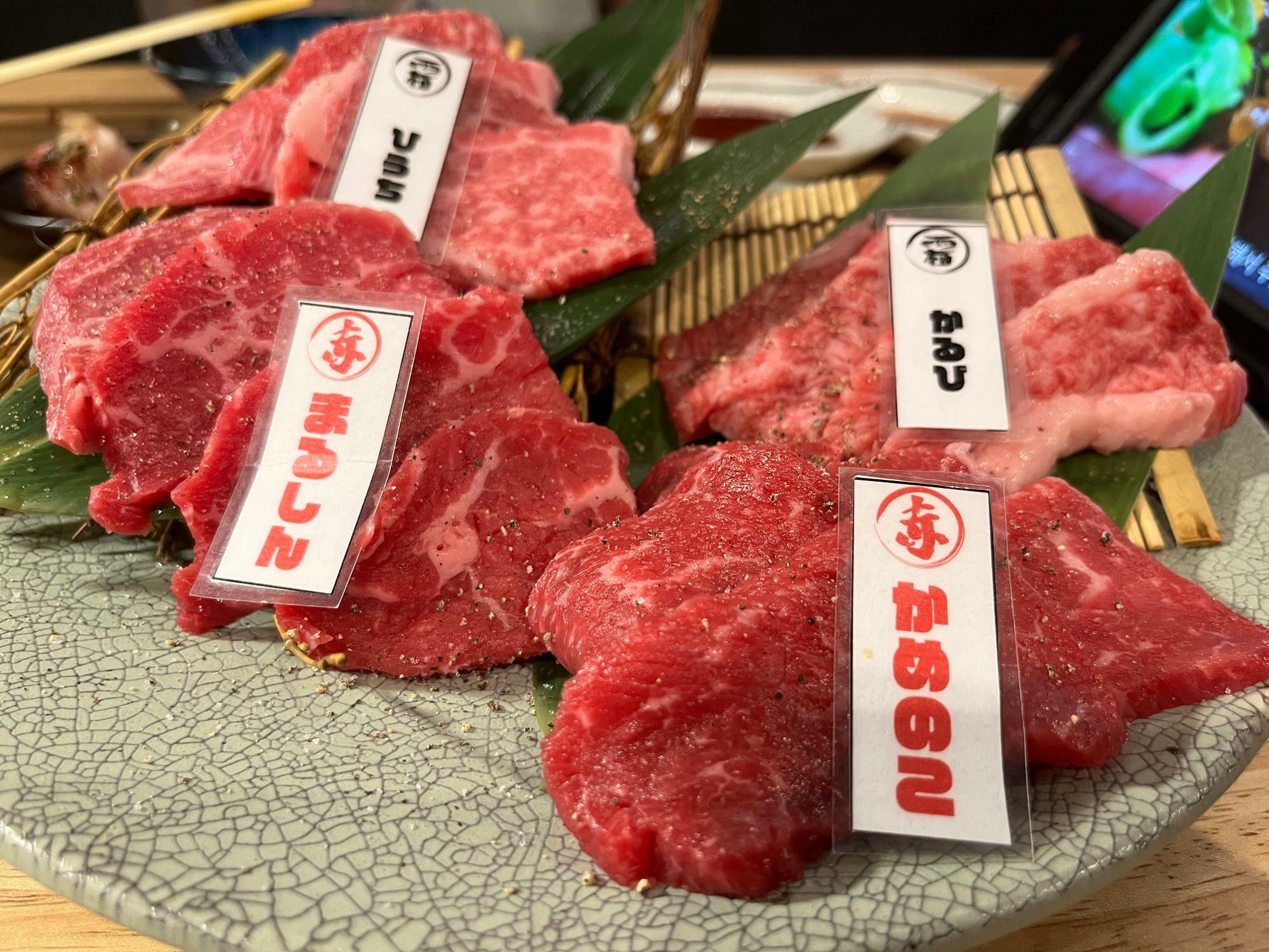 Moo盛（赤身2種霜降り2種）3,180円（税込）