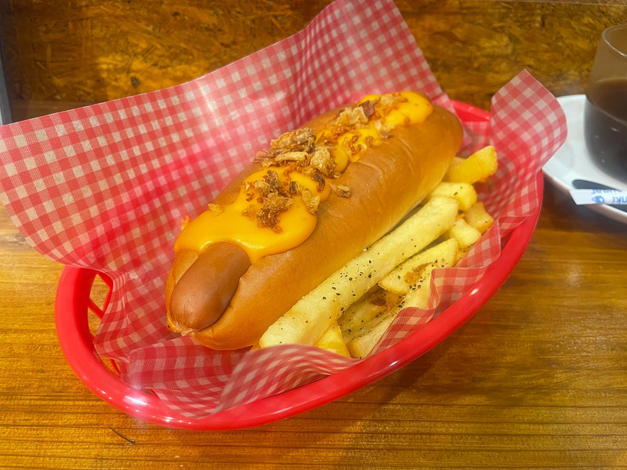 チーズドッグ/600円(税込)