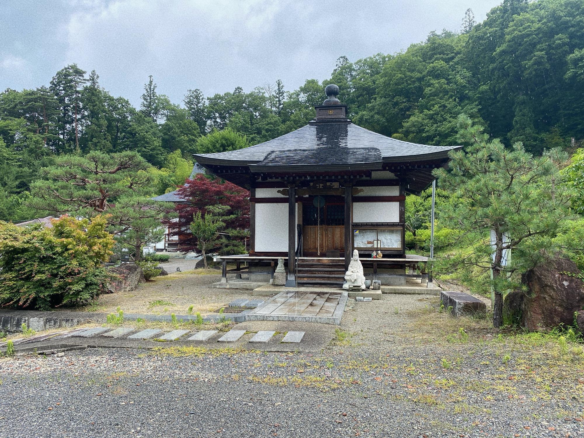 照谷寺 御山観音堂 会津若松市 福島県