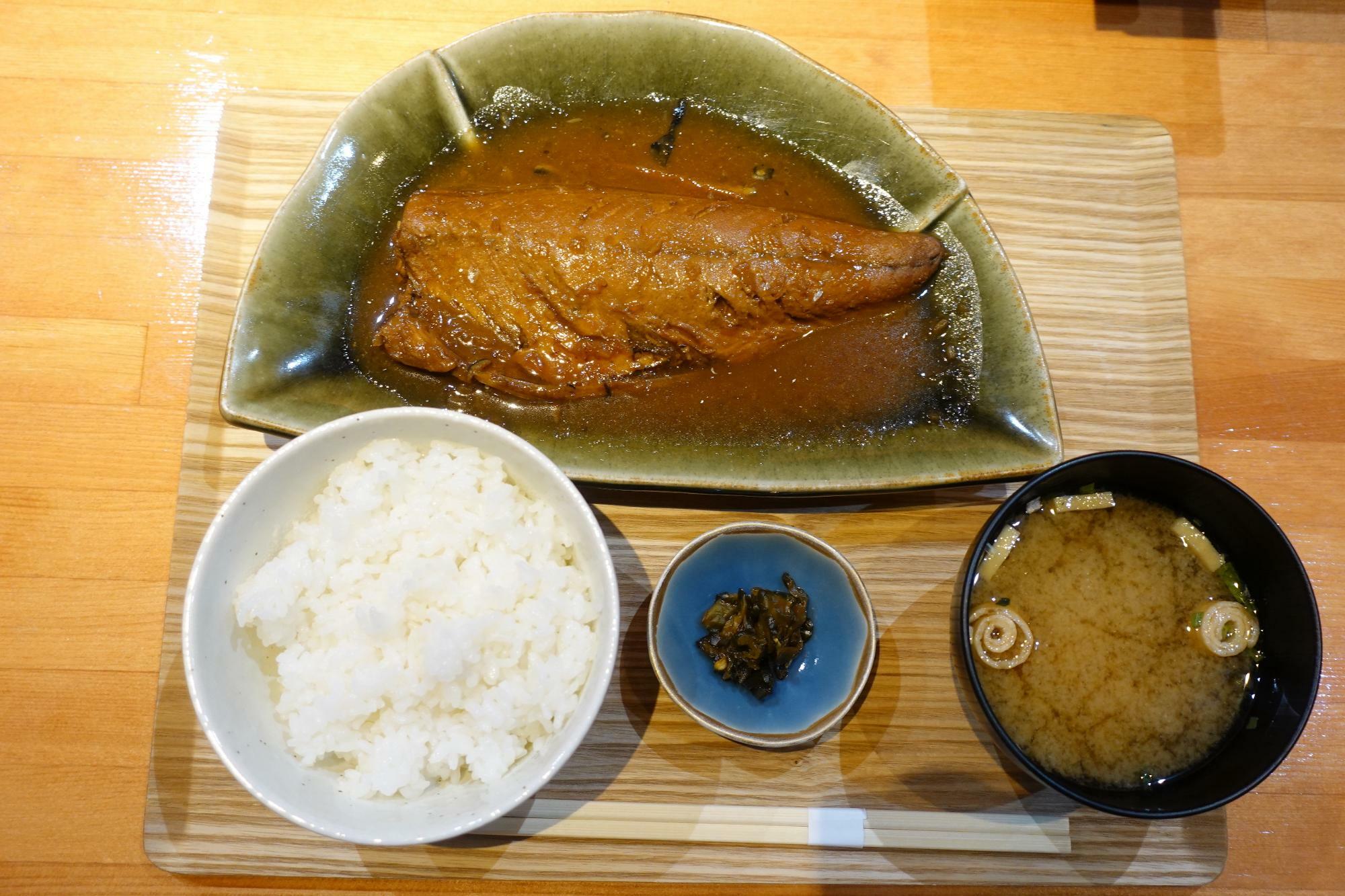 旬彩和食 芳 kaguwa 日替わり定食 サバの味噌煮
