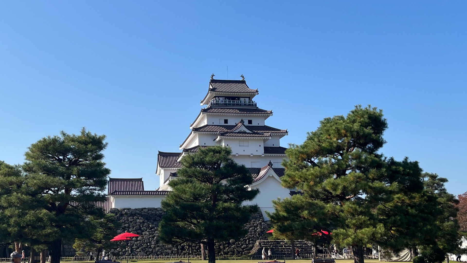 鶴ヶ城(若松城) 本丸【会津若松市】立ち入り禁止エリアでの飲食と休憩