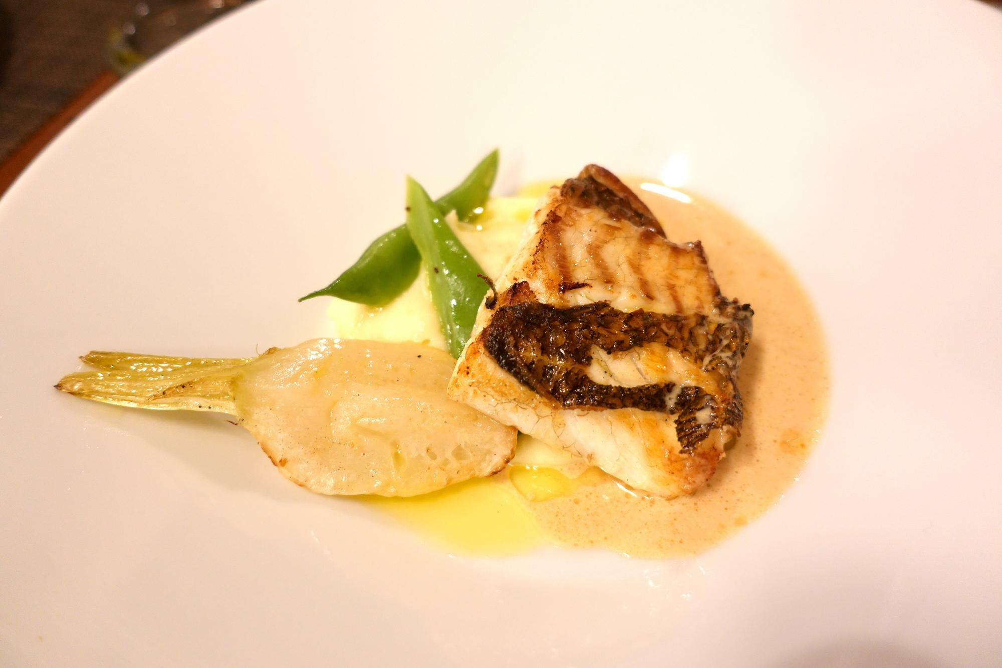 レストラン ラ レゾン(Restaurant la Raison) 本日のメイン料理 魚 真鯛