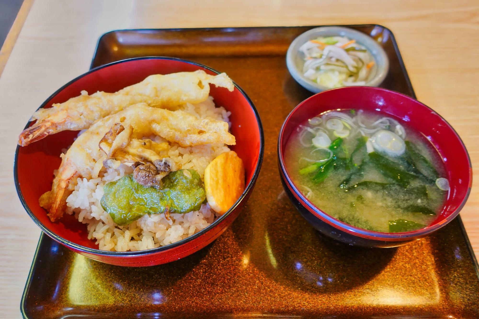 まるこし(丸越食堂)  海老天丼