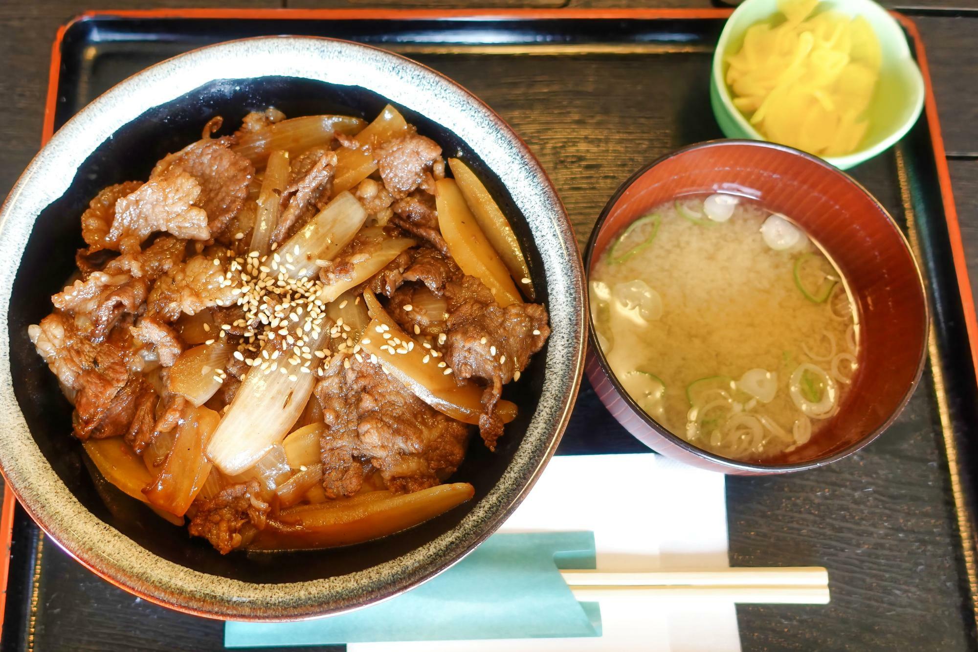 田部畜ミート カルビ丼