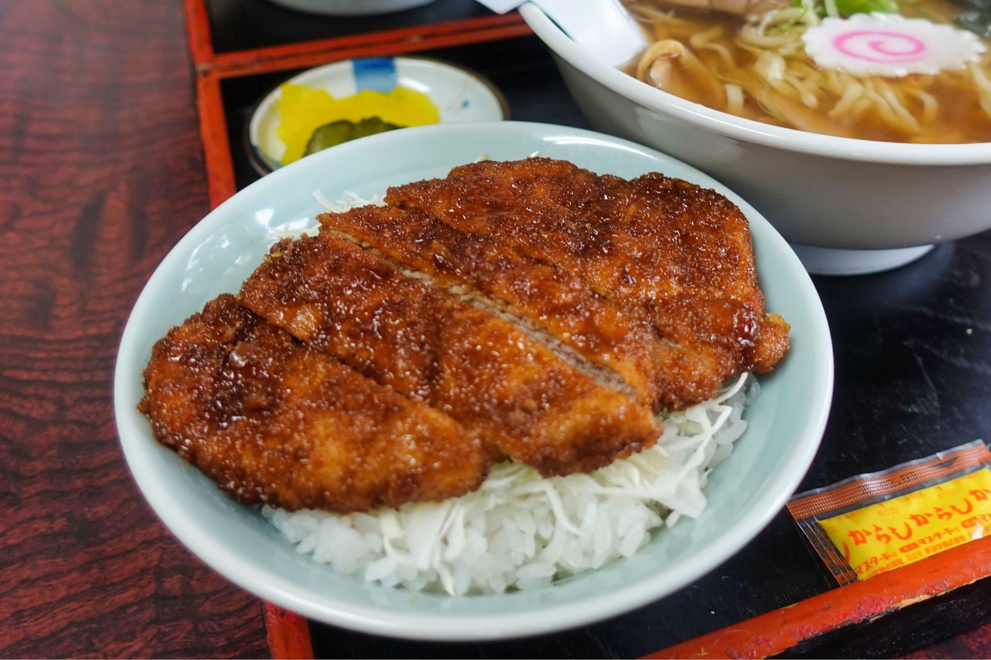 味の里 しおえ ミニヒレソースカツ丼