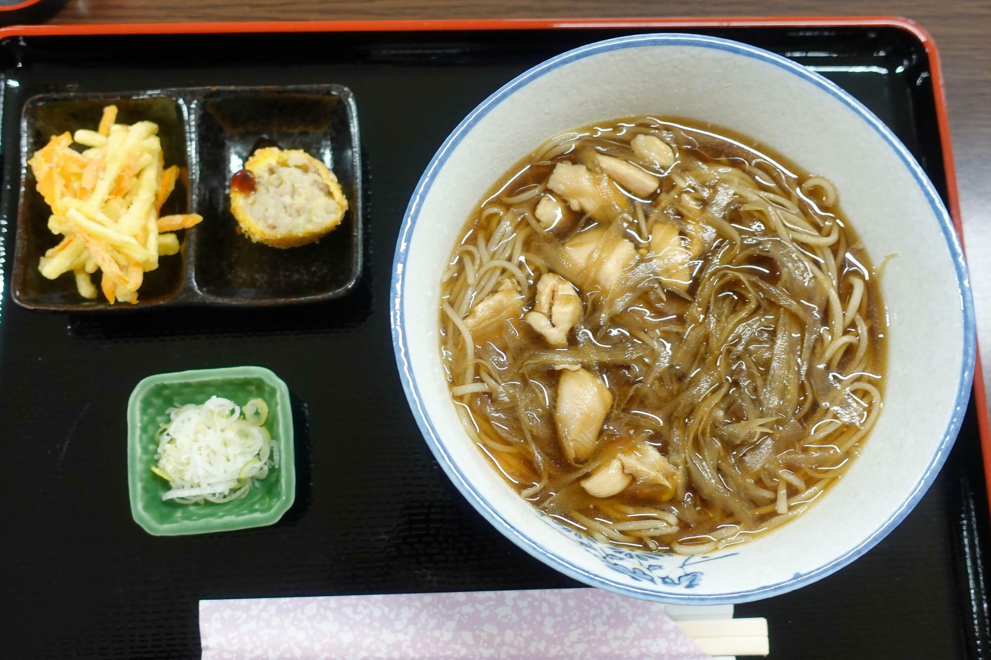 蕎麦や 菅井百貨店 鶏ごぼうそば