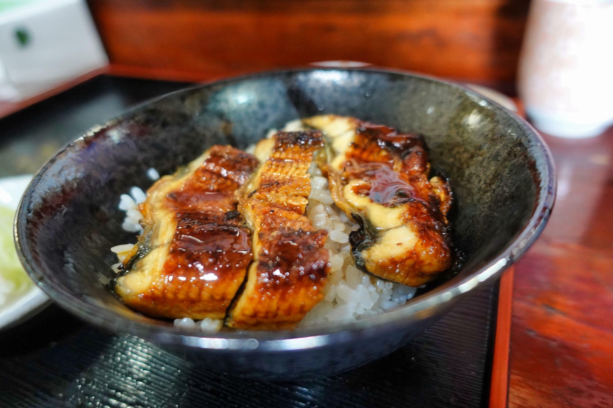 食事処 かんのや 手打ち蕎麦・うな丼セット