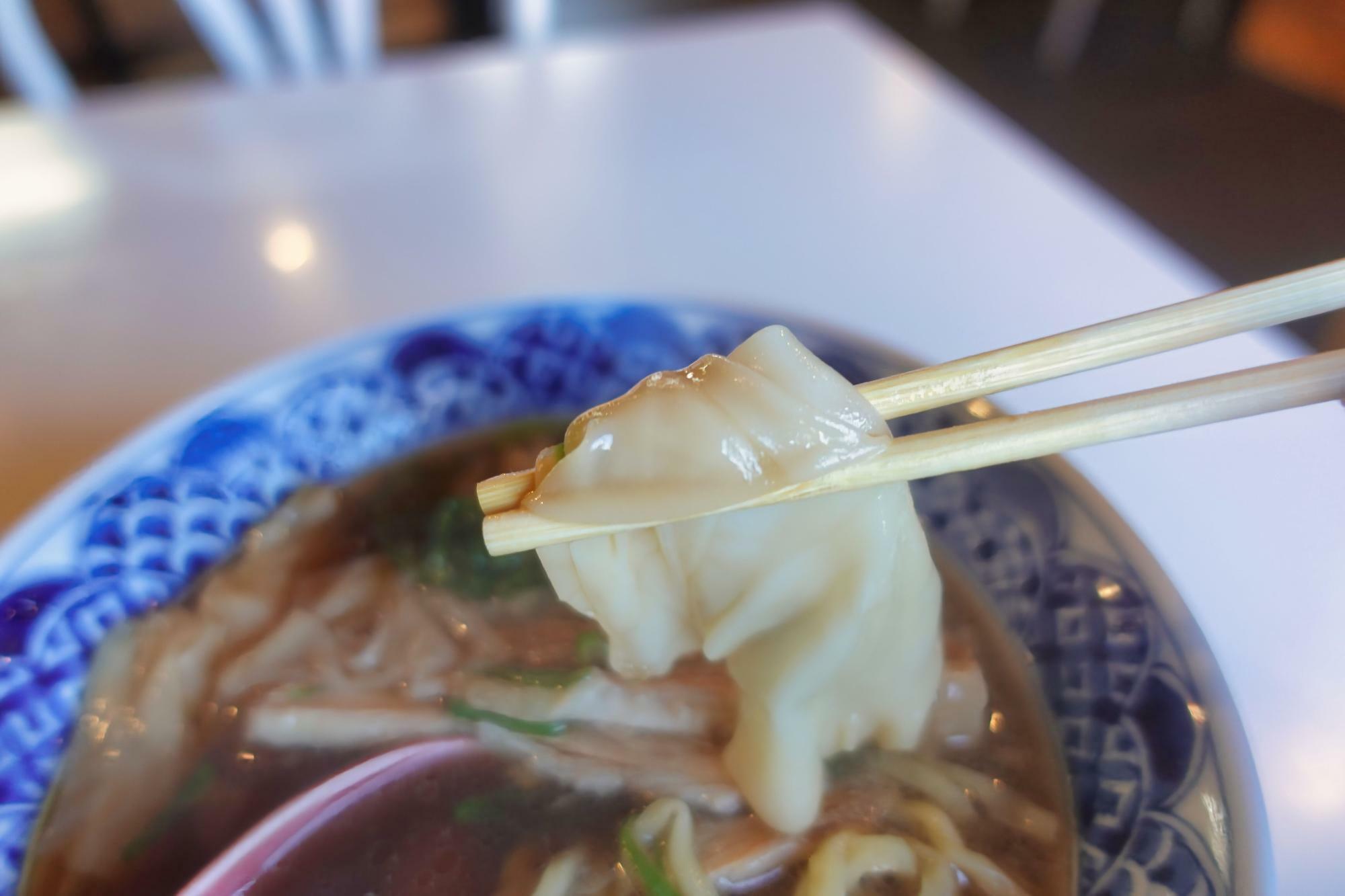 喜多方 満喜(みつき) 醤油ワンタン麺　ワンタン