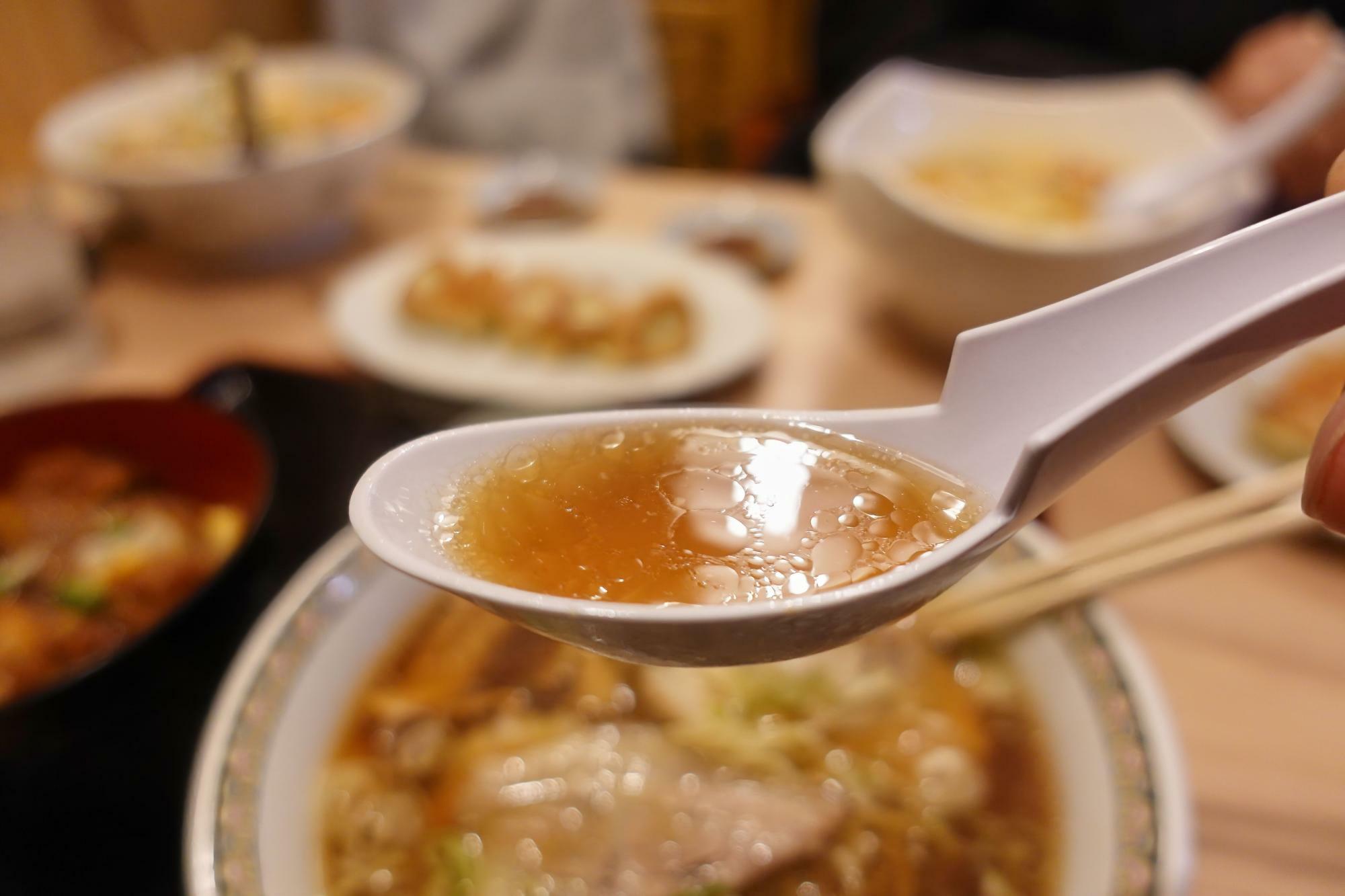 牛乳屋食堂 セットの醤油ラーメン