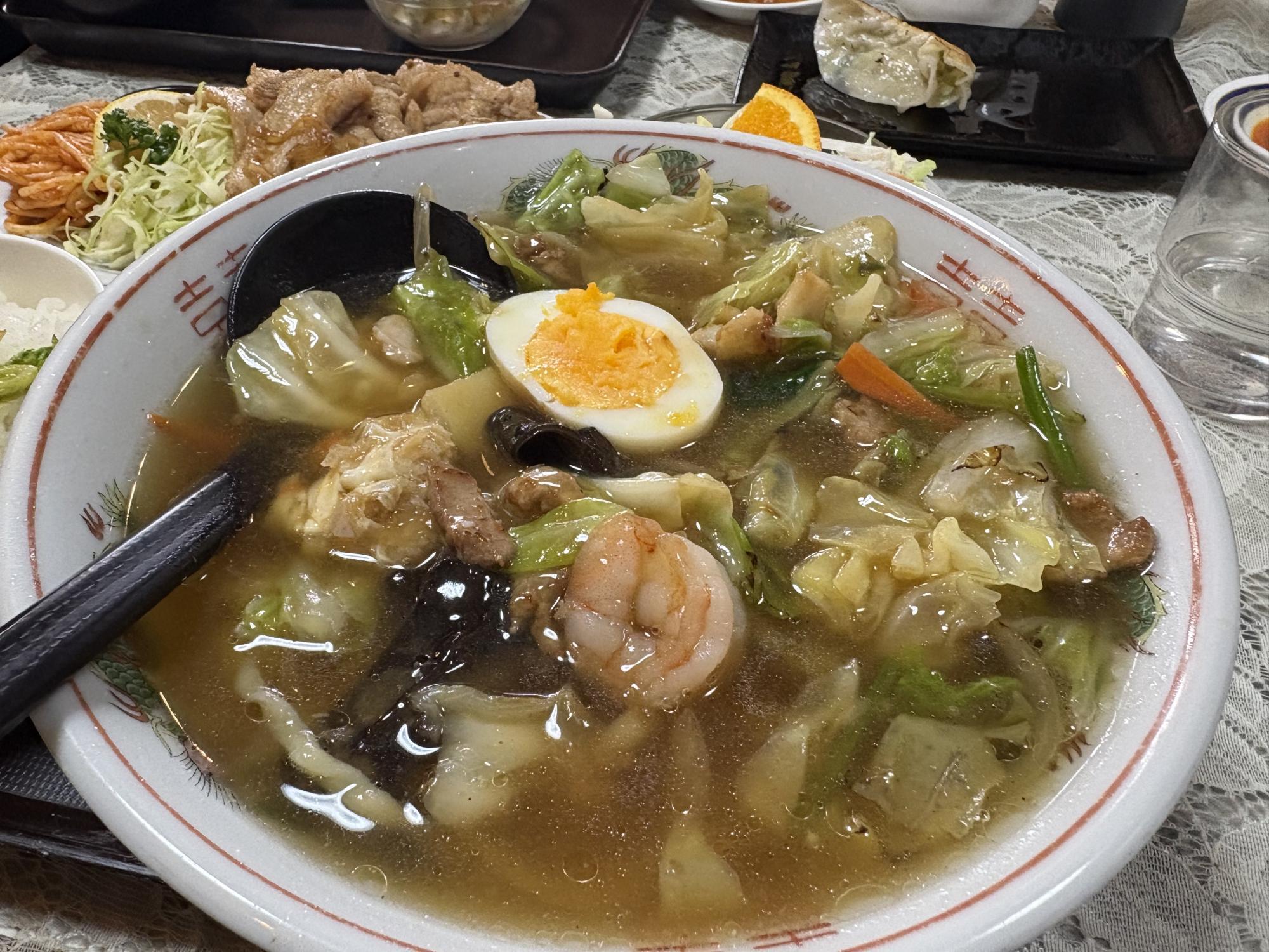 中華料理 ジャスミン  五目ラーメン