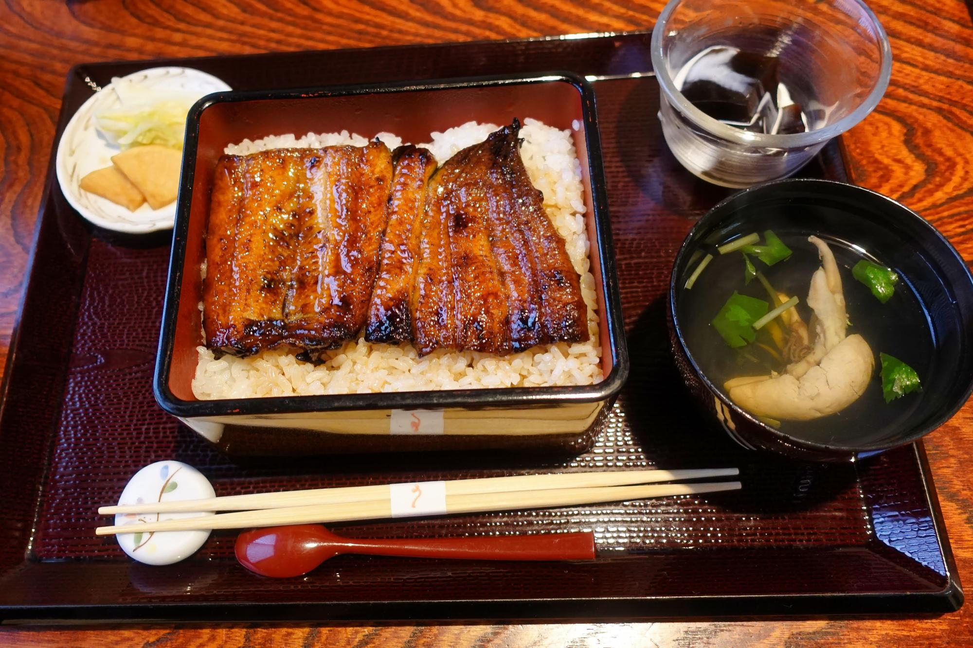 鰻のえびや うな重 月