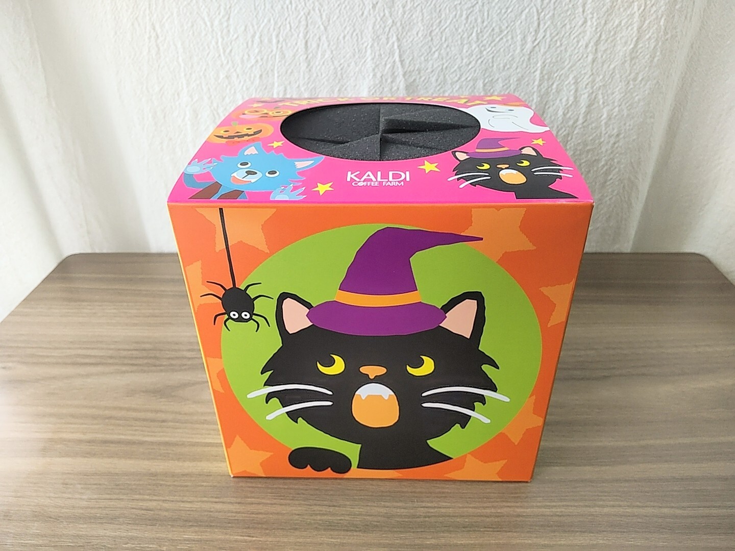 オンラインストアでは既に完売!【カルディ】のハロウィン商品「なにが