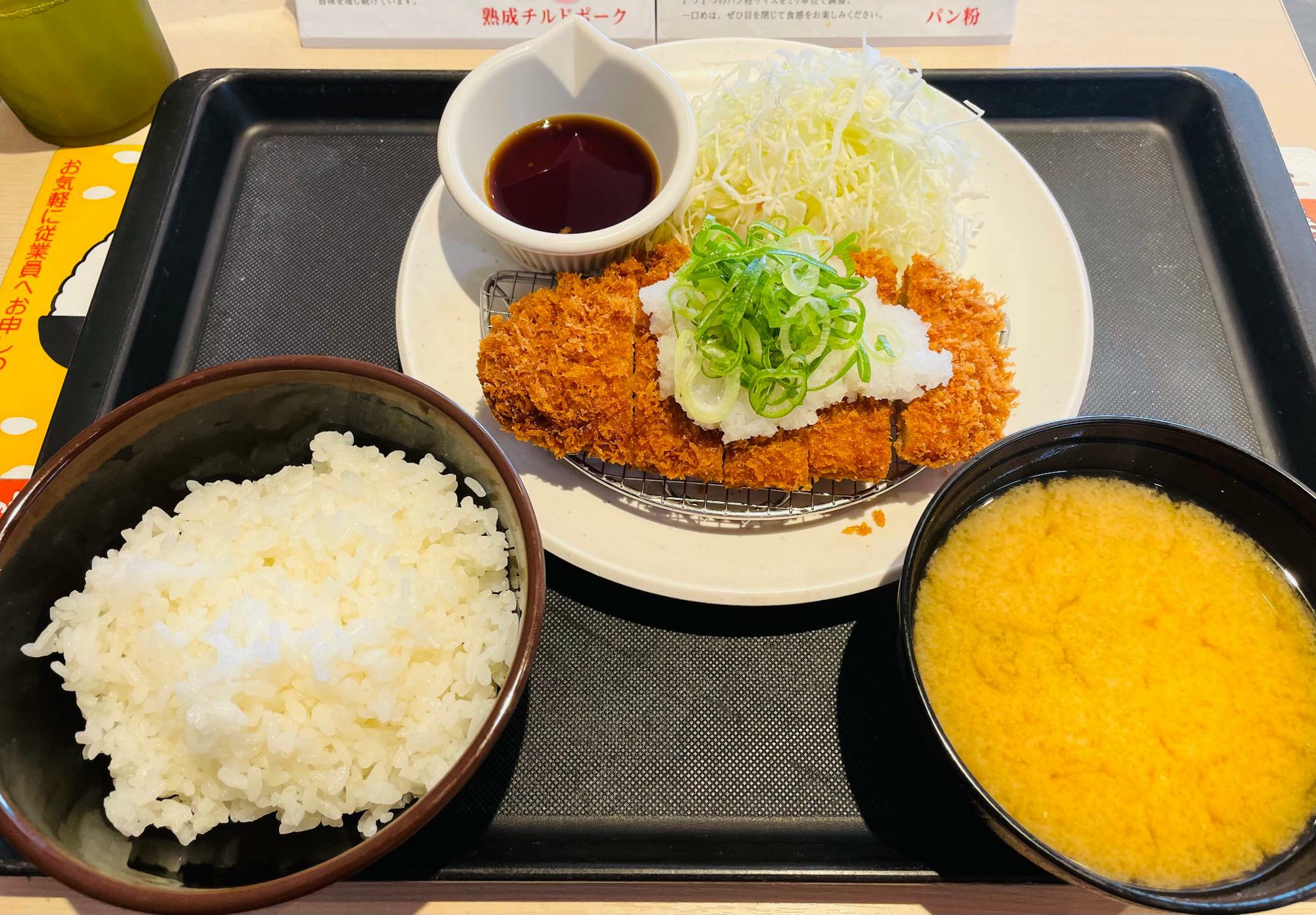 おろしポン酢ロースかつ定食