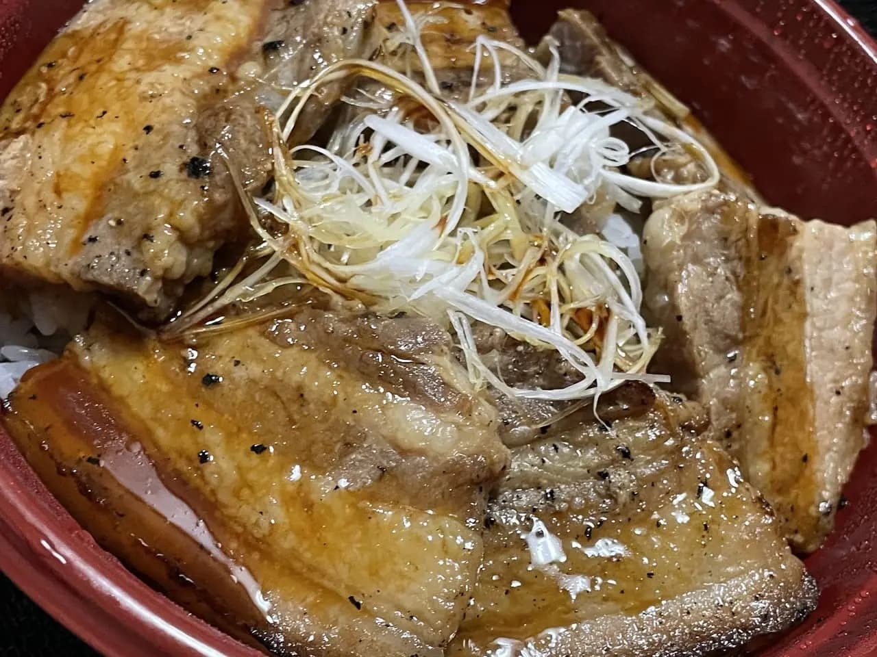 豚バラ丼