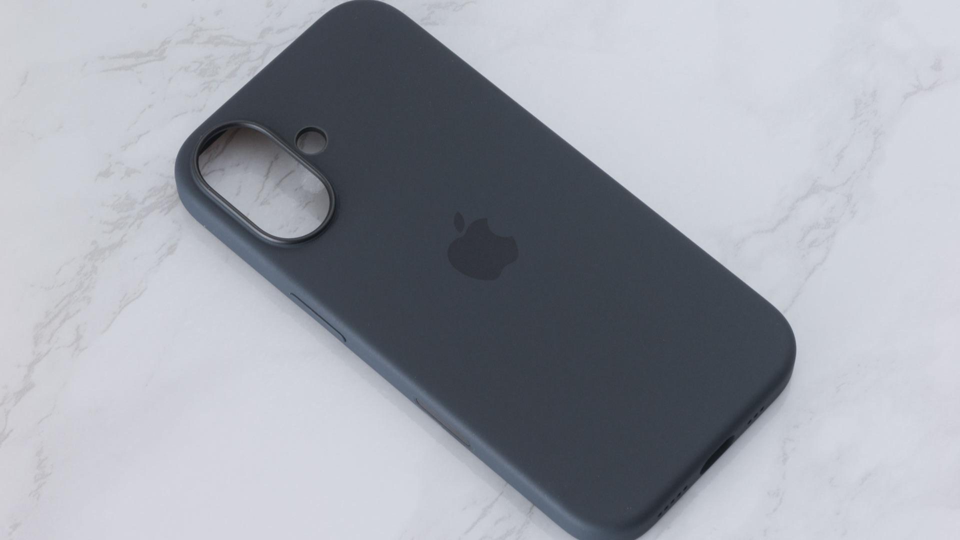 アップル純正のiPhone用シリコーンケースを使ってみた!良かった アップル純正のiPhone用シリコーンケースを使ってみた!良かった