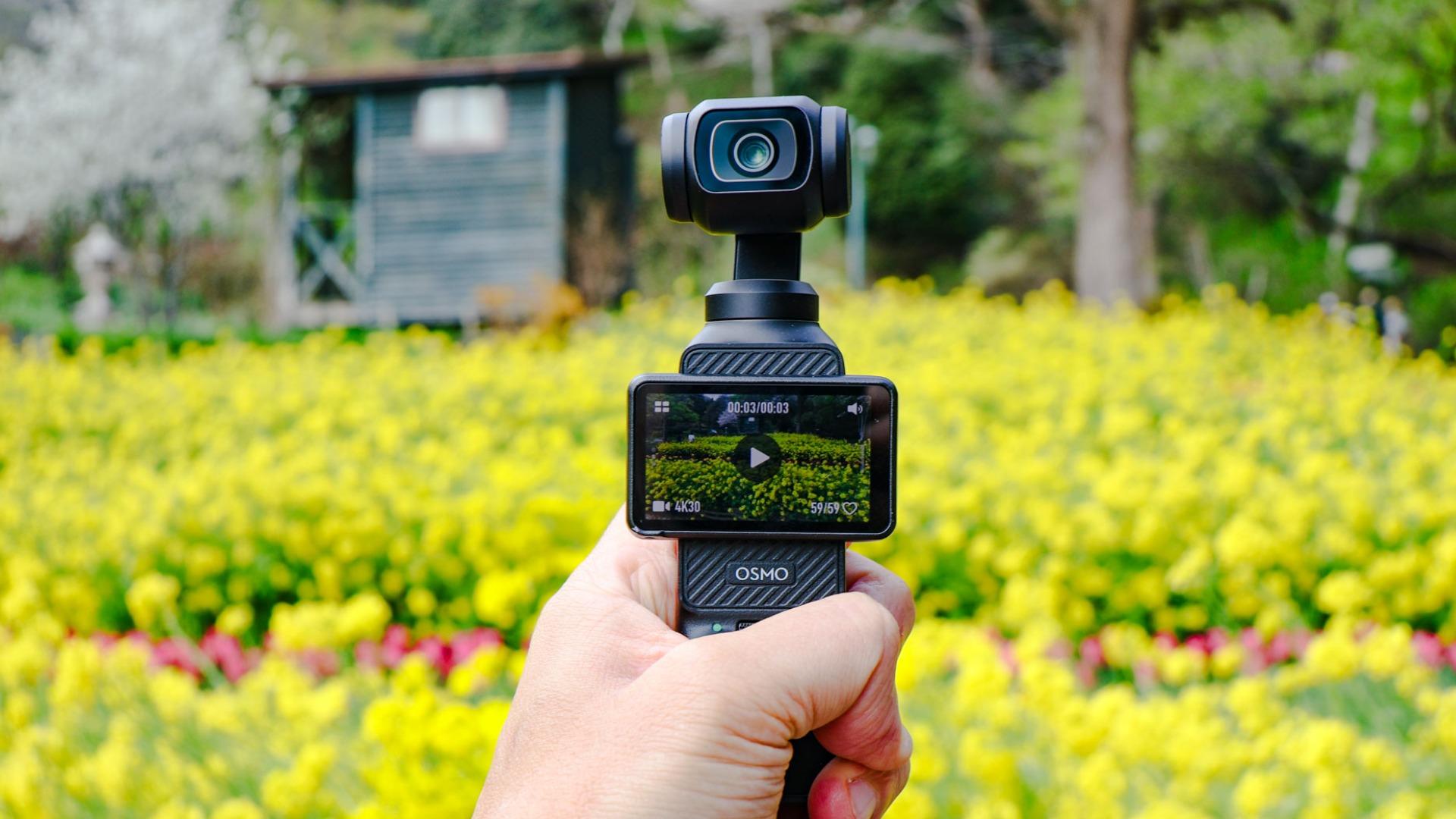 DJI Osmo Pocket 3 2025年5/27購入品 DJI アクションカメラ Osmo Pocket 3 Creator Combo