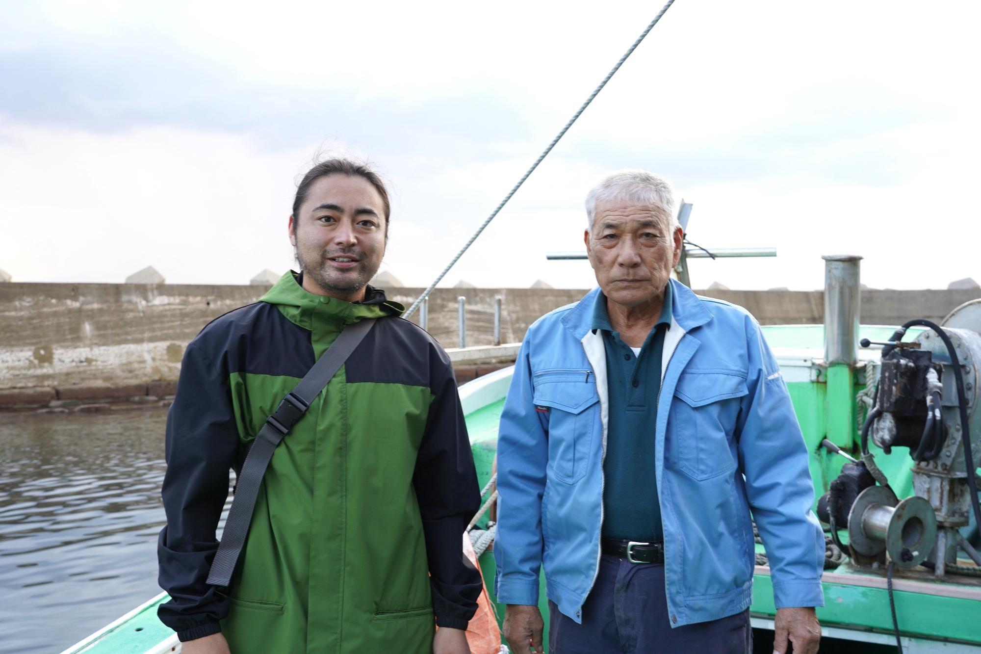 無人化した島内の土地を所有する山根さんと