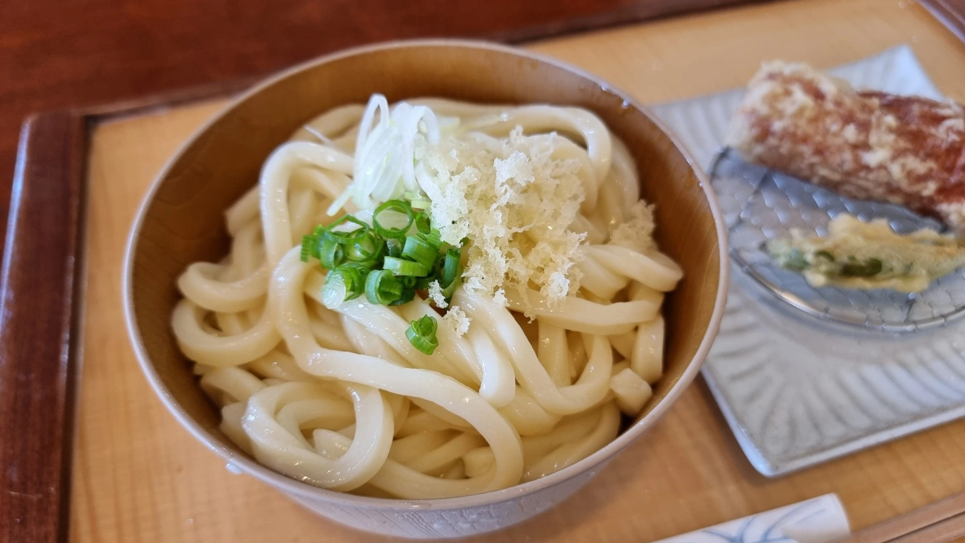 水戸市】厳選素材の手打ちうどんがワンコイン以下！？ 釜だしうどんの