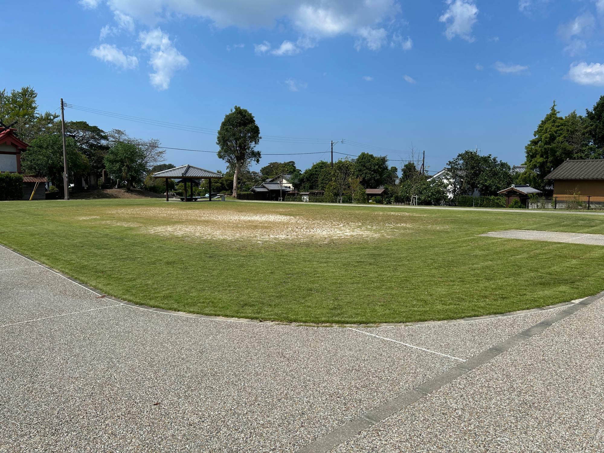 出水麓歴史館の広場 ふもとあそびマルシェ会場