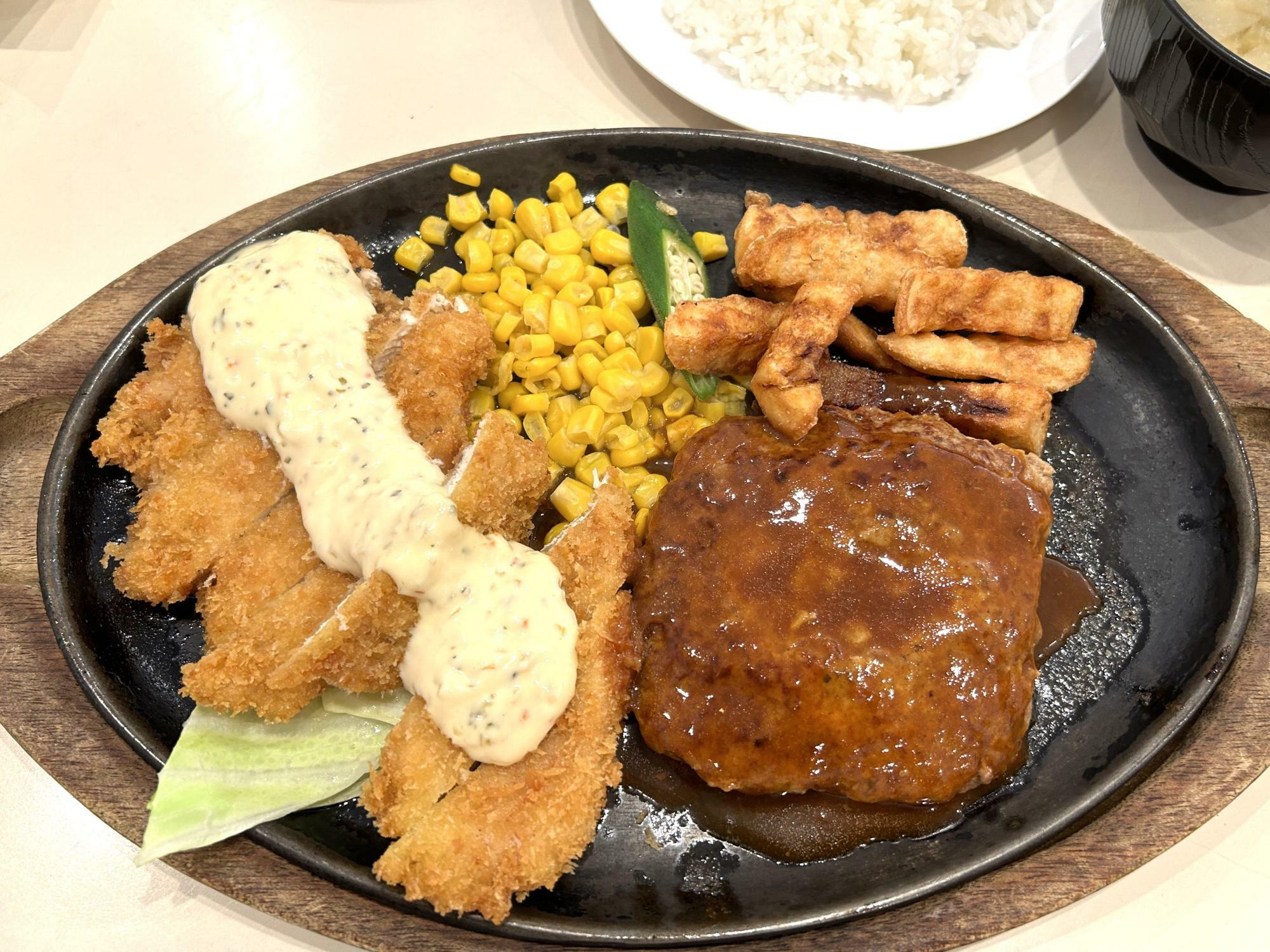 チキン南蛮とハンバーグセット