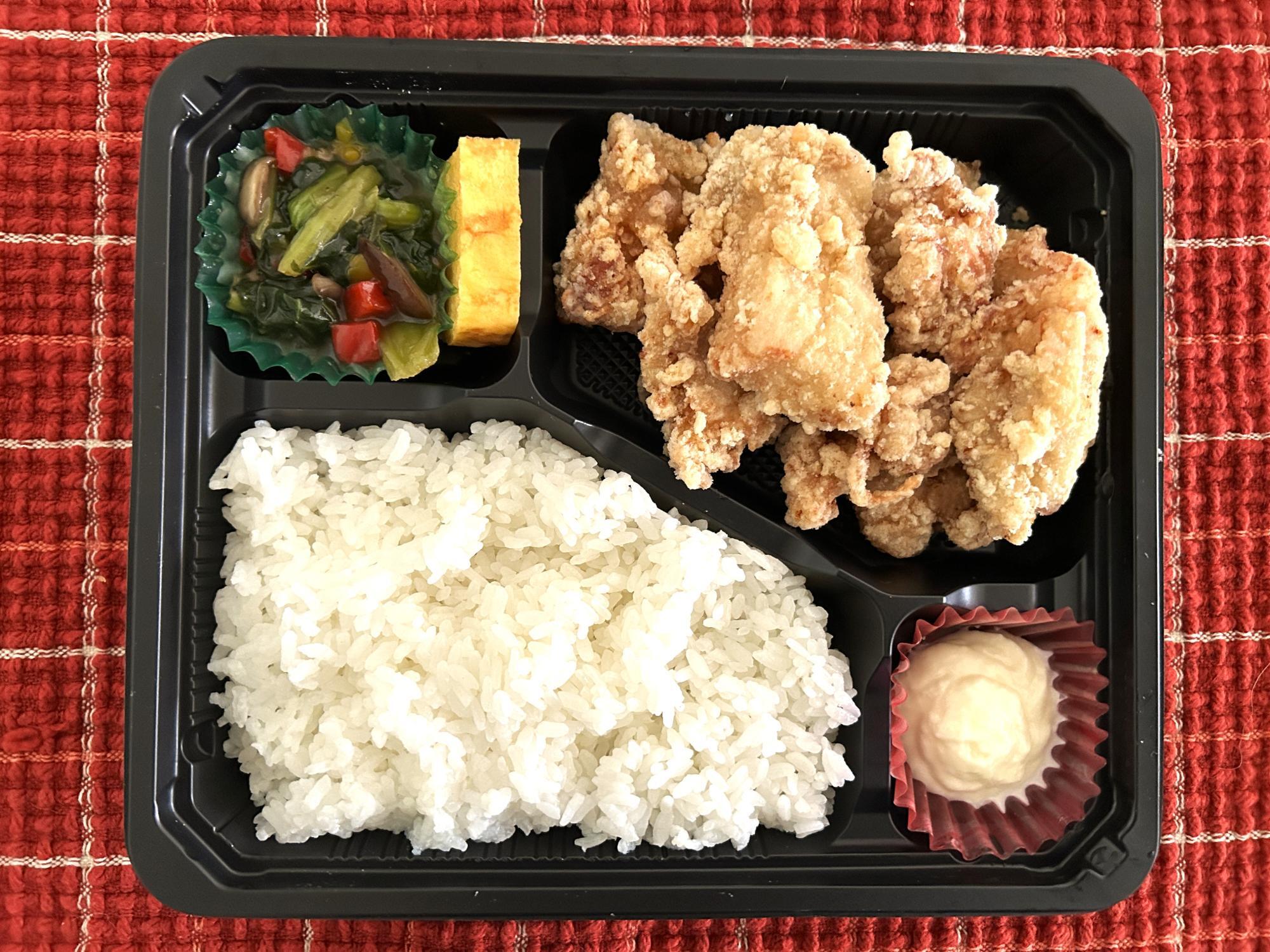 唐揚げ弁当 600円