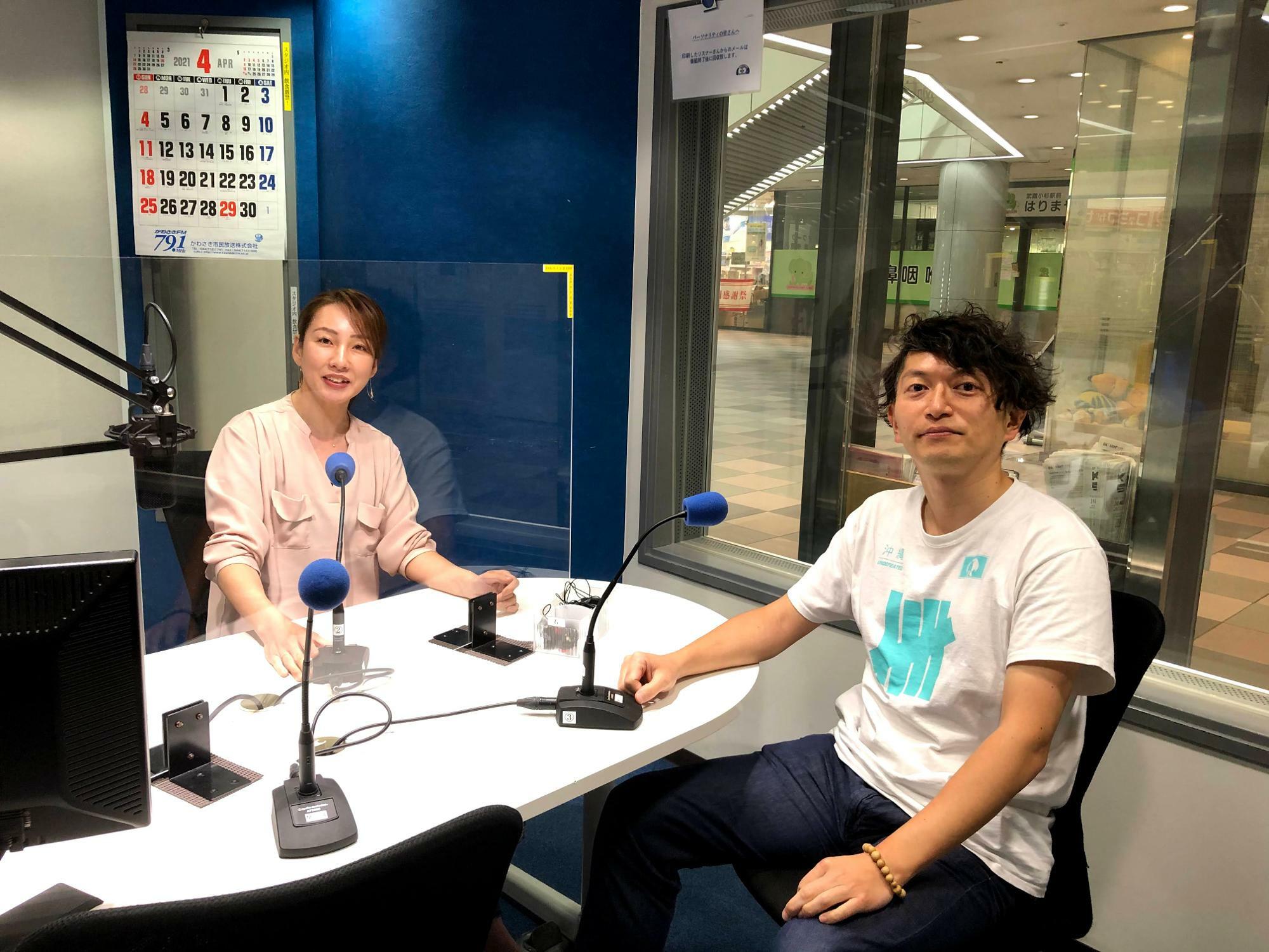 「ぐるっ人川崎」4週目パーソナリティのちぐささんと、ラジオドラマを制作したナヲキングさん