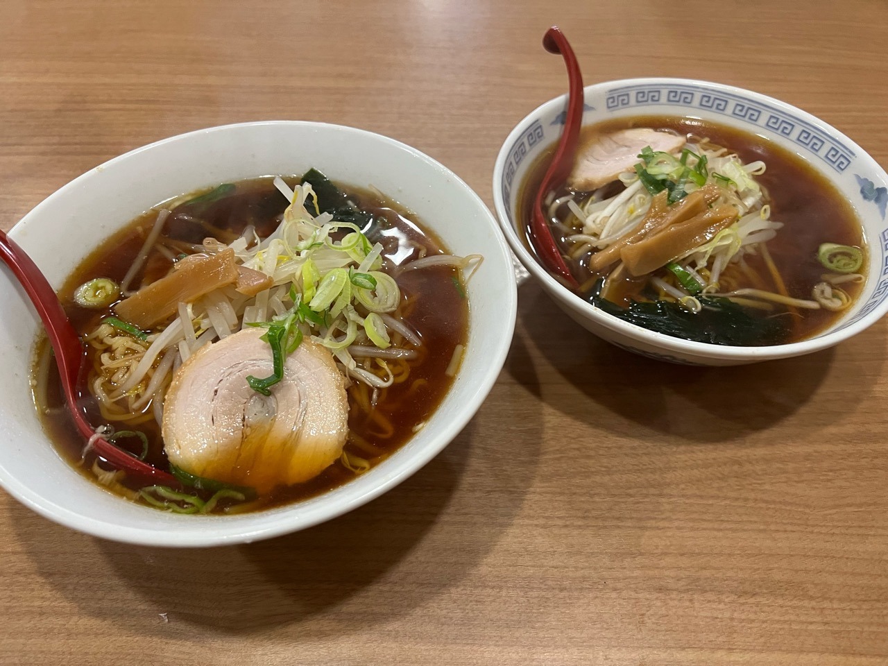 「台湾料理 四海鮮樓」醤油ラーメン