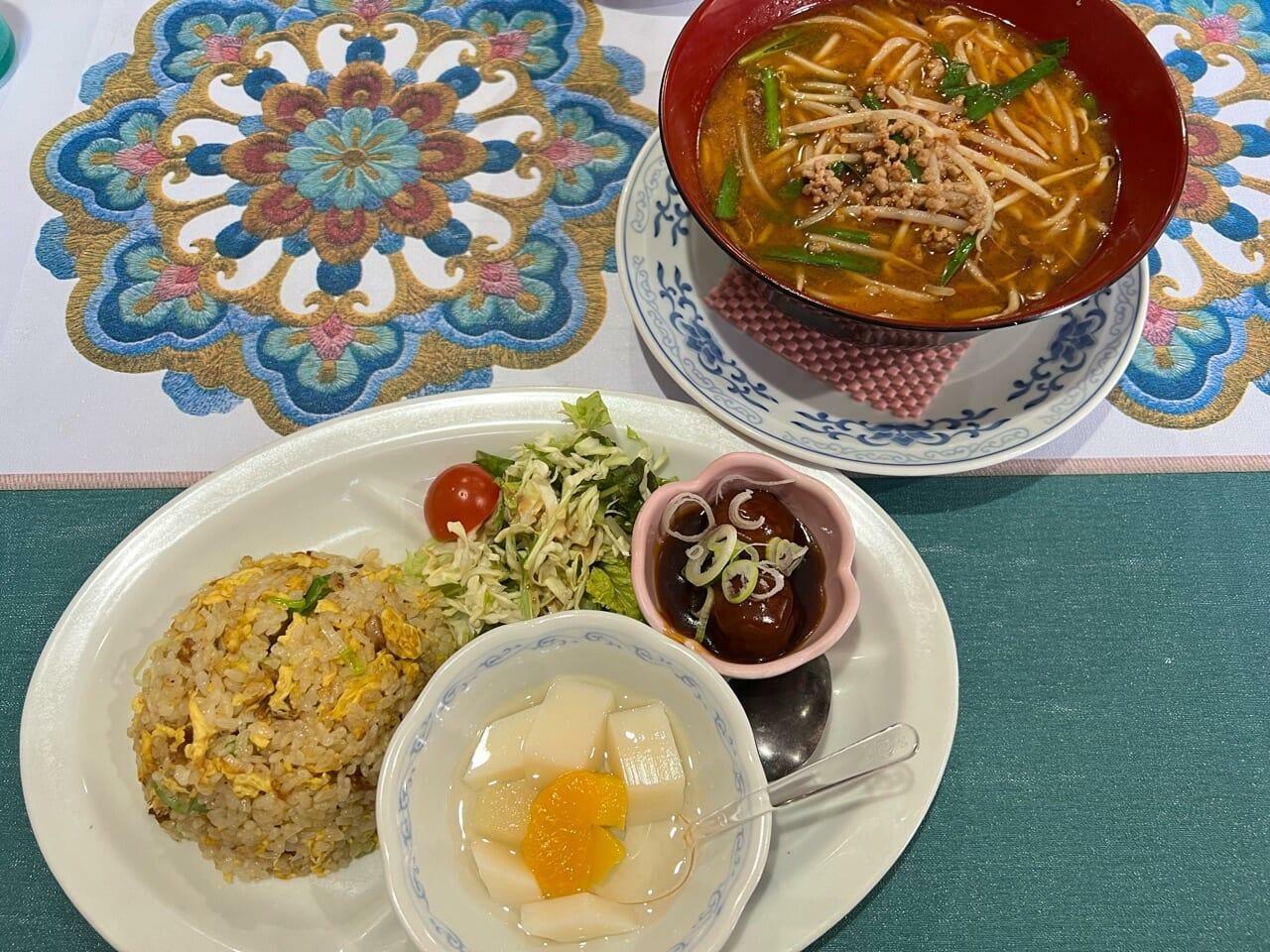 小炒飯と選べる麺（台湾ラーメン）