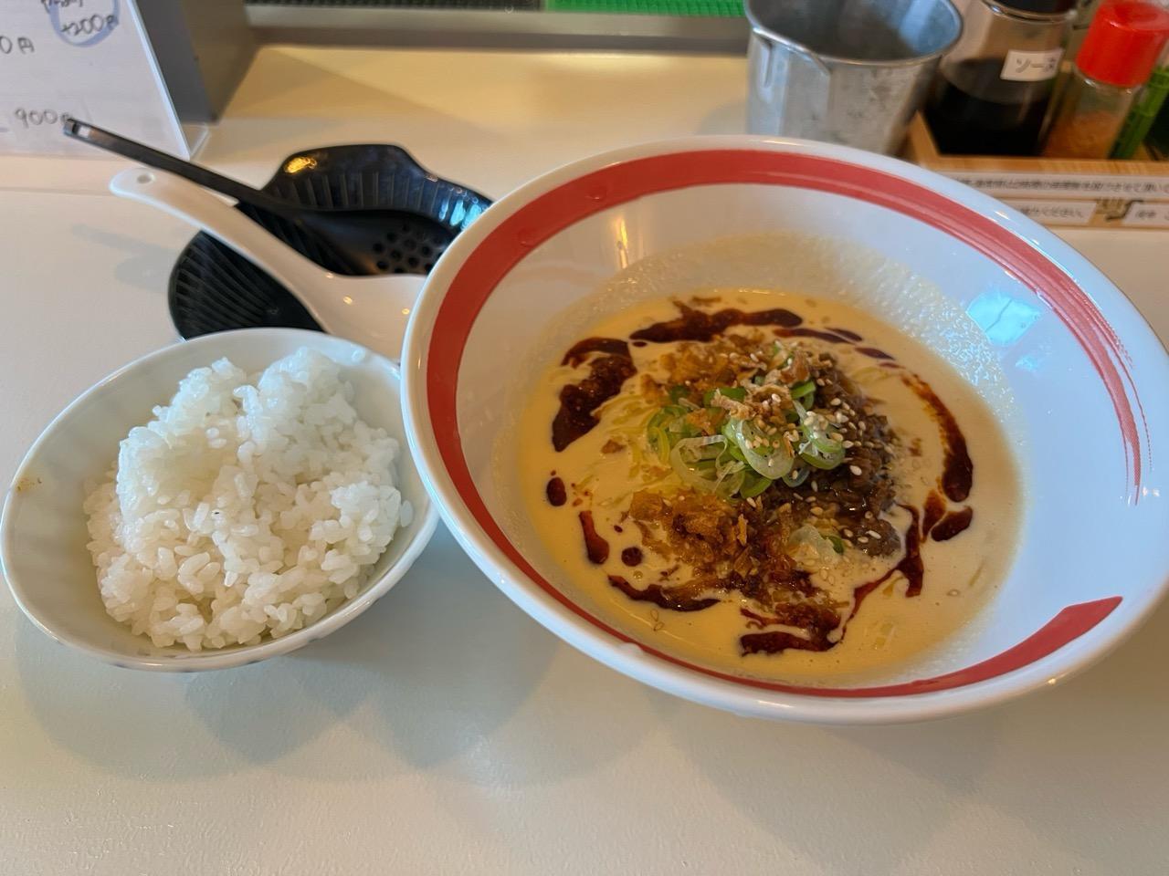 「串カツロメオ」担々麺