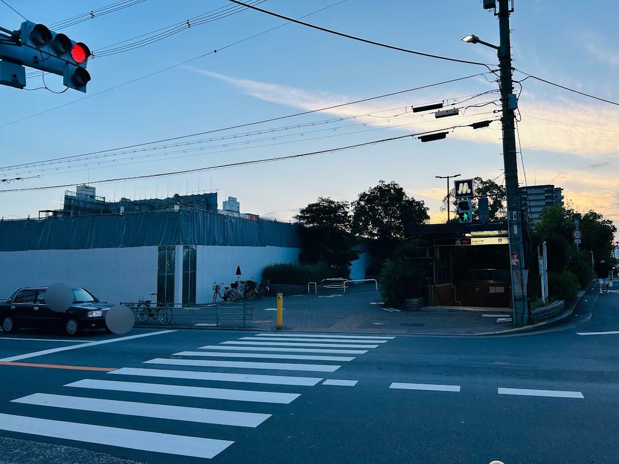 大阪メトロ谷町線出戸駅4番出入口周辺