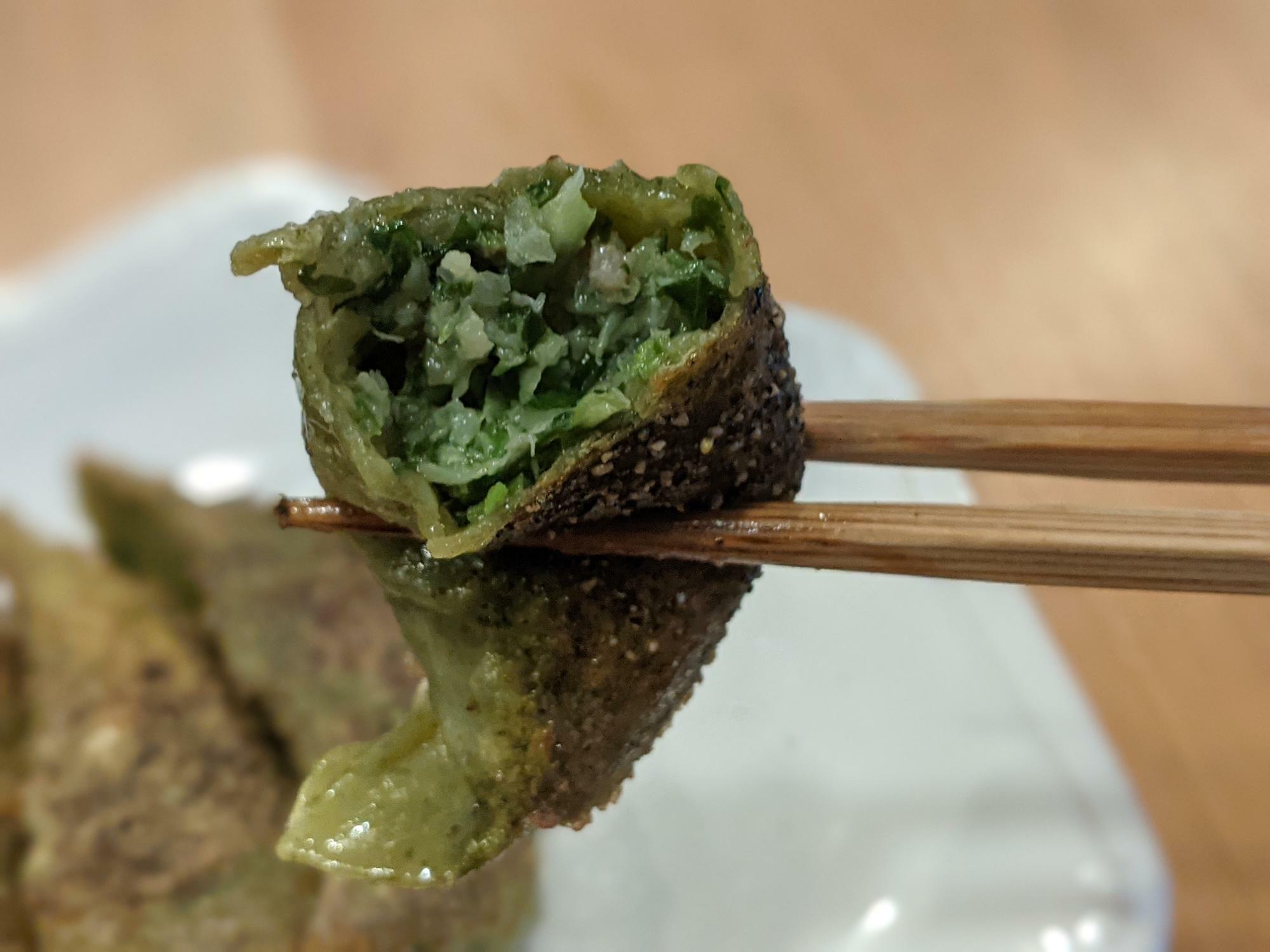 「菊亭」パクチー餃子