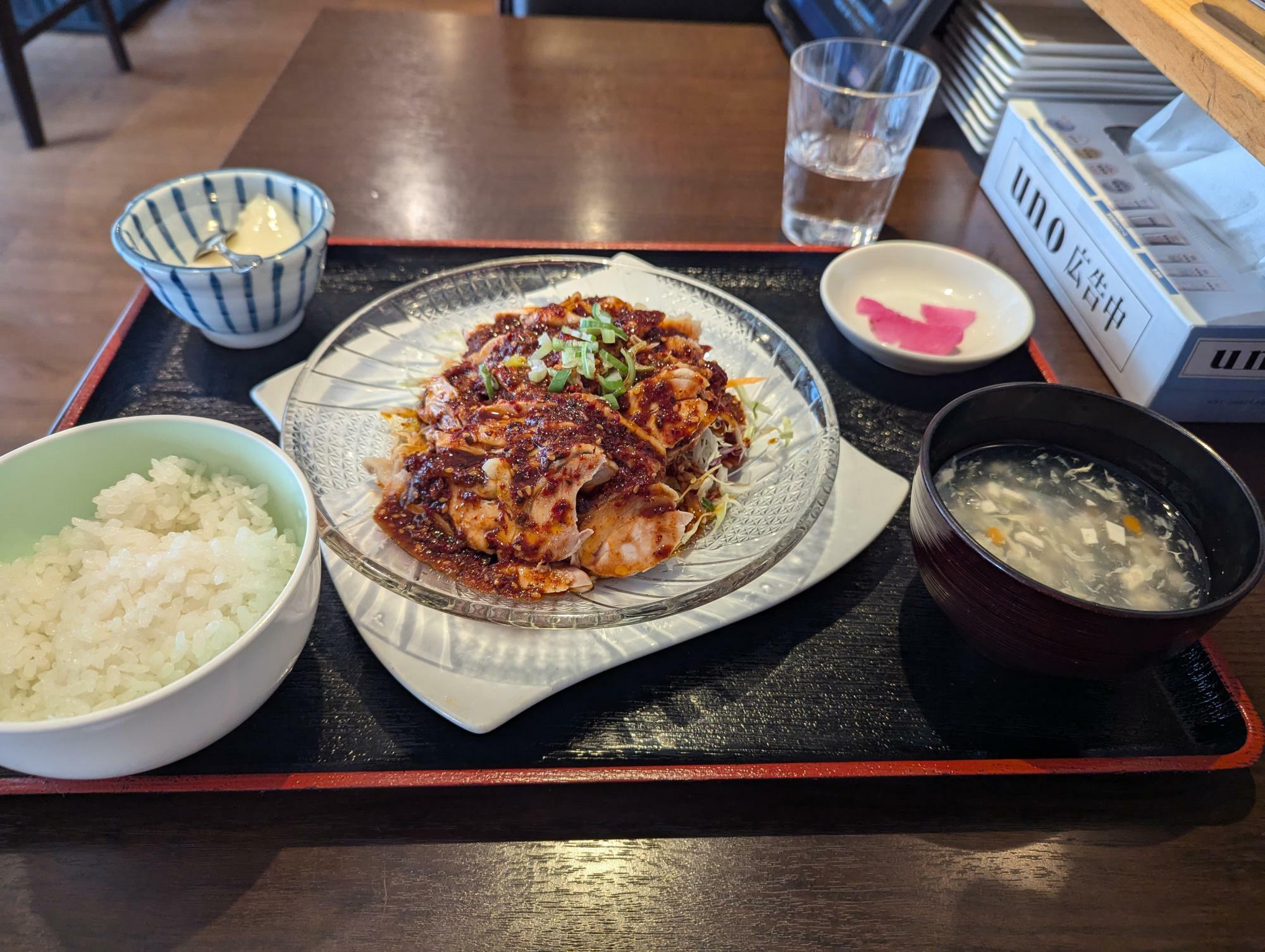 よだれ鶏定食750円（税込）