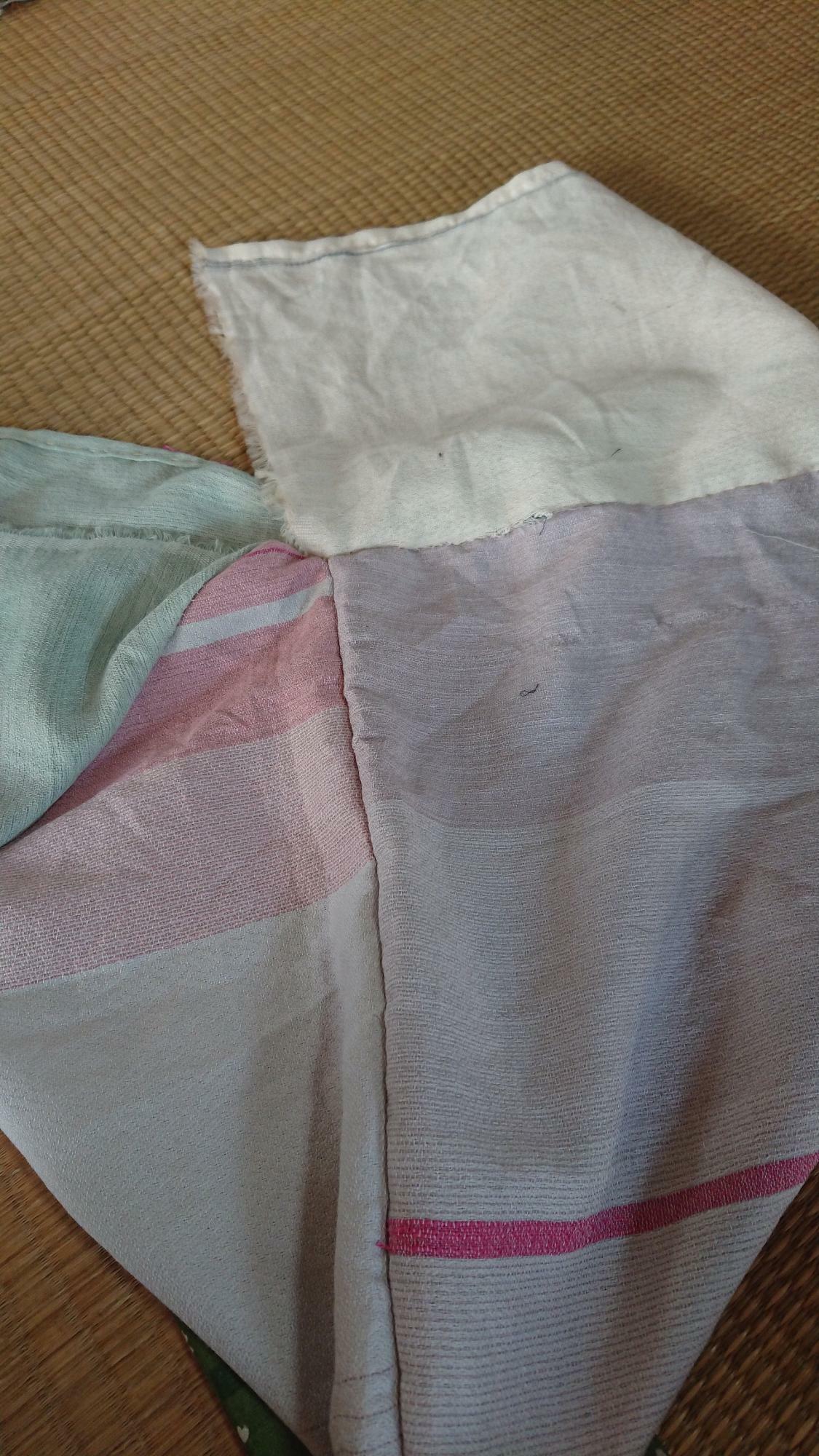 縫い合わせてステキなあずま袋ができていました。