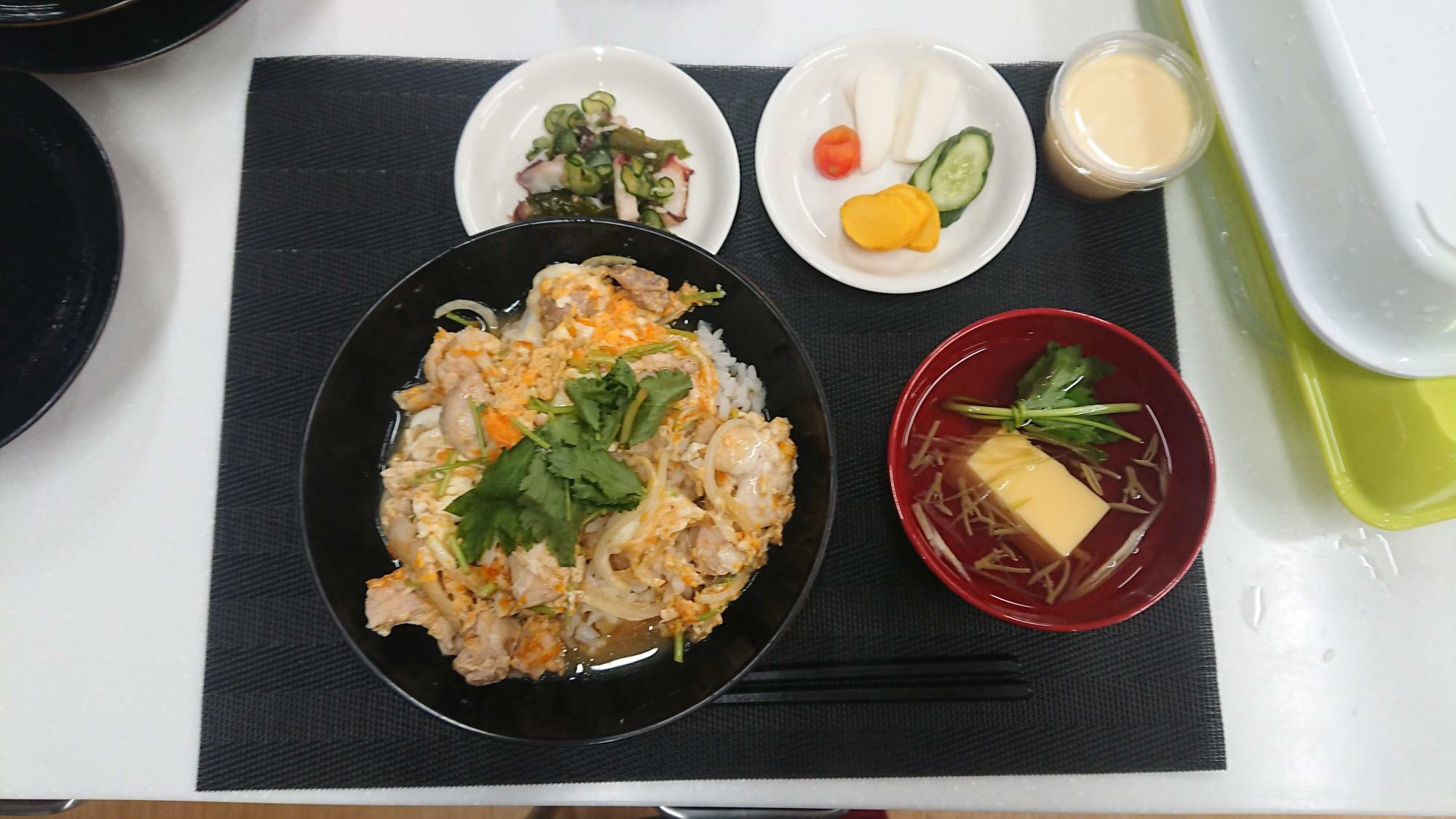 6月親子丼