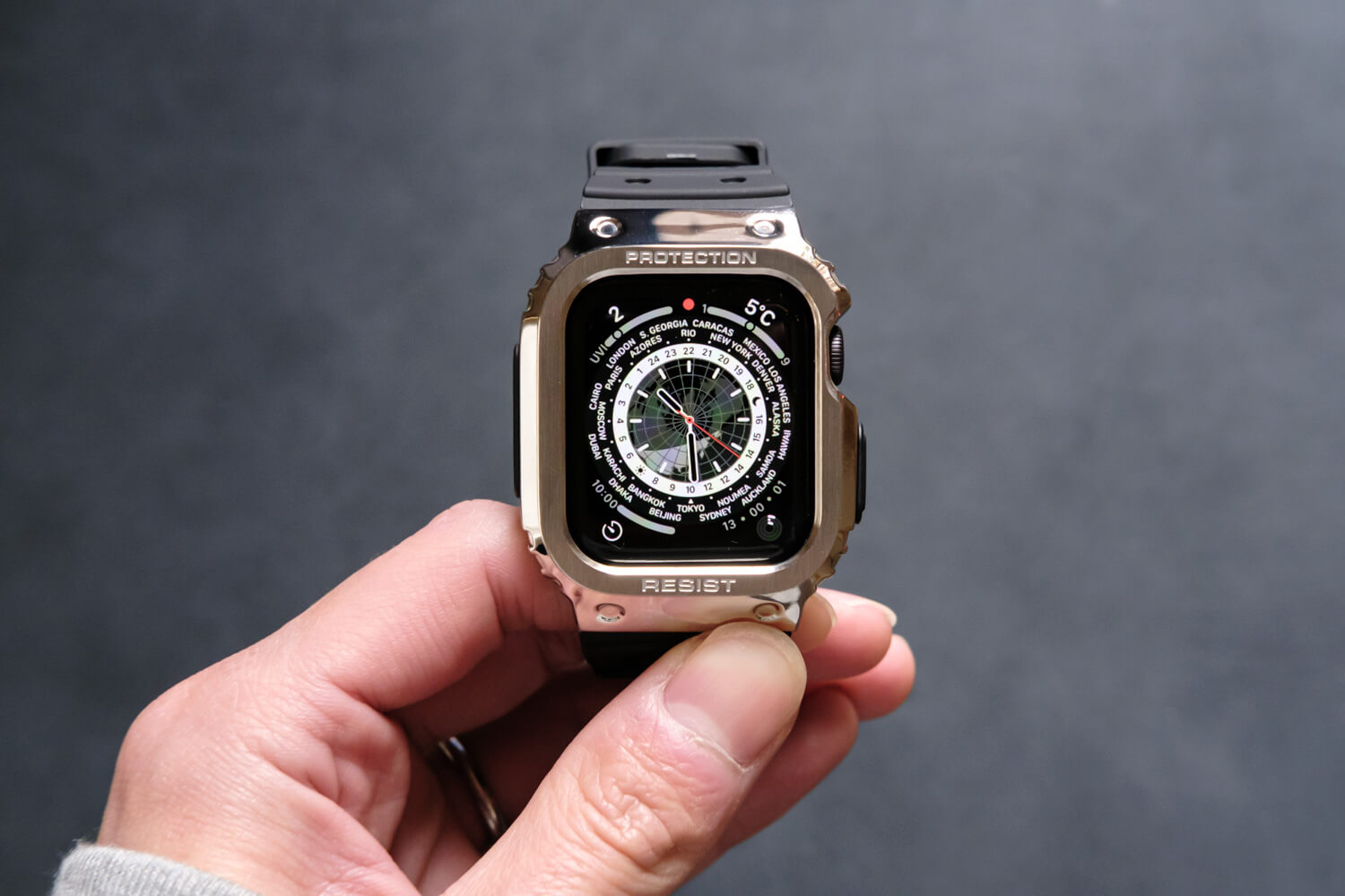 Apple Watchをメタル G-SHOCK風にカスタマイズ！無骨なケース一体型