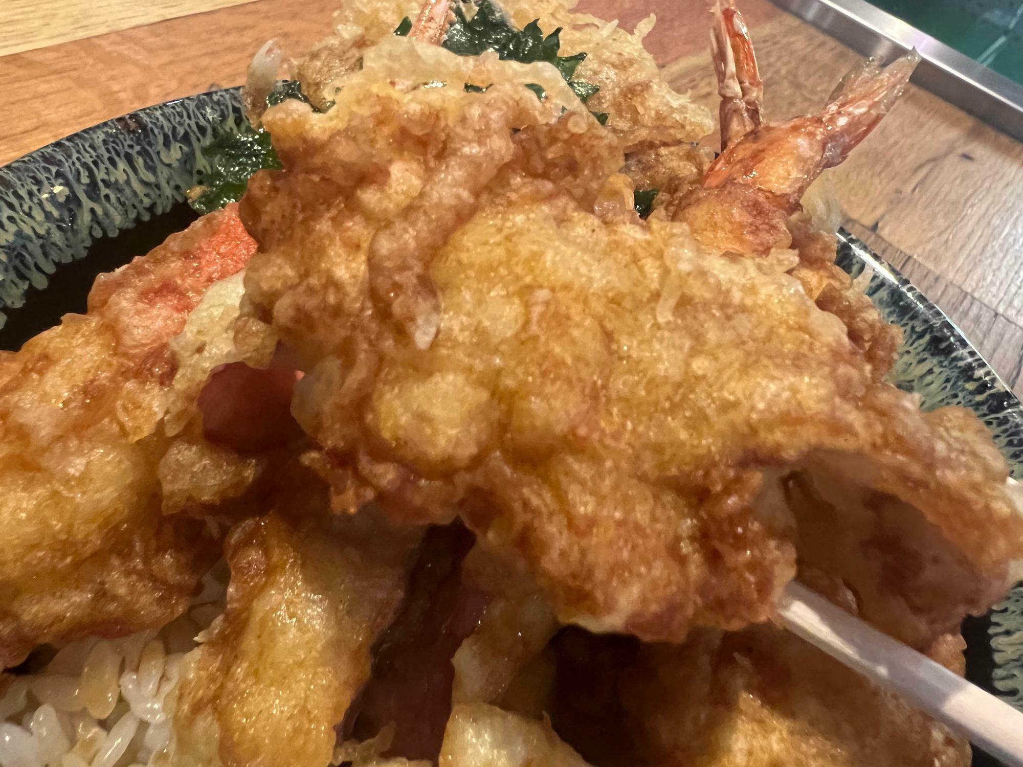濃厚な味わい、牡蠣天ぷら
