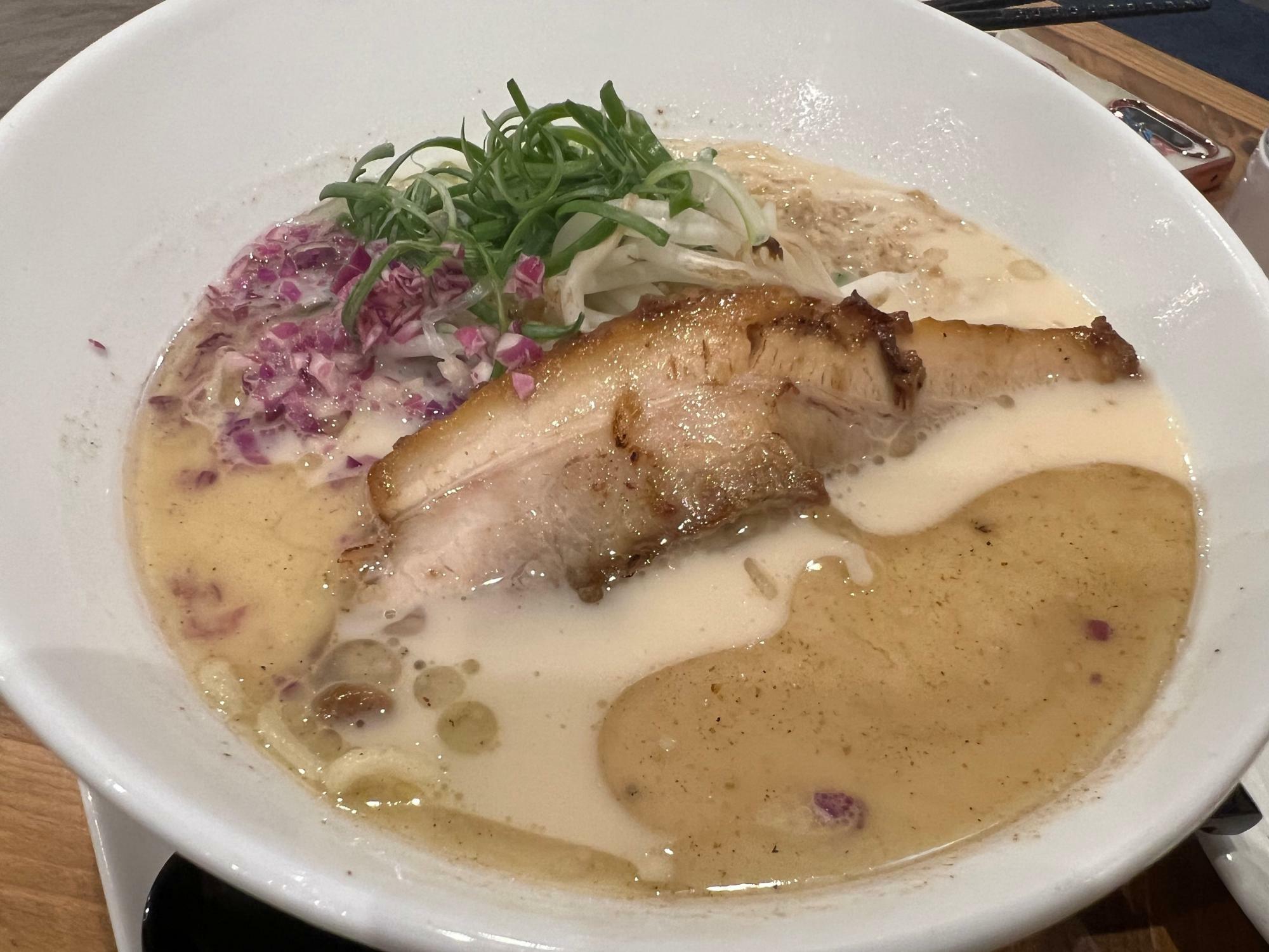 とんこつラーメン