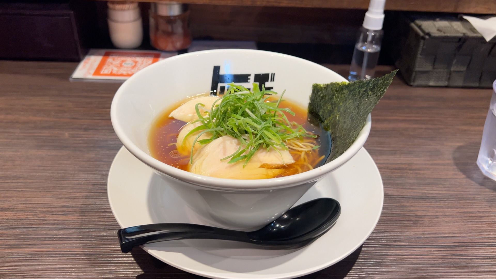 奈良県BEST10ラーメン、スープの実力は県内トップクラス美しき 奈良県BEST10ラーメン、スープの実力は県内トップクラス美しき