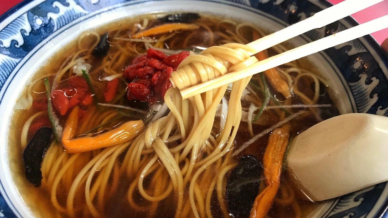 中国料理 春香楼「薬膳ラーメン」