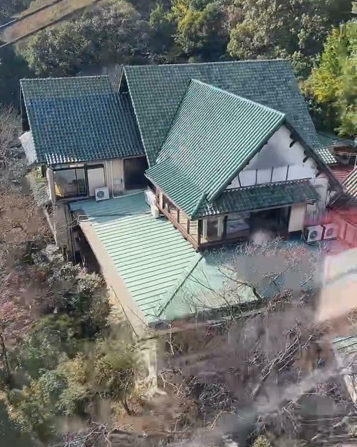 ロープウェイから見た「須磨観光ハウス」2023年11月撮影