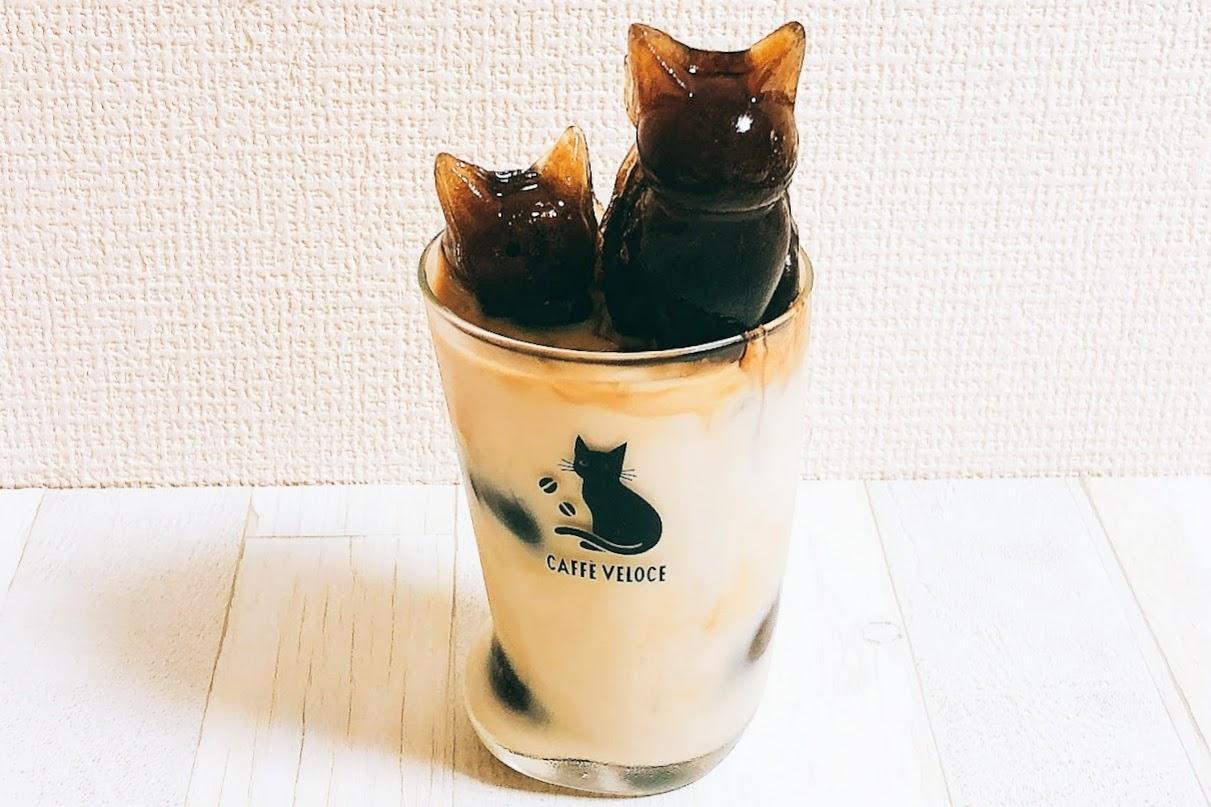 ベローチェ　黒ねこ サマーバッグ　ねこ足グラス　ねこ型製氷トレー　猫 カフェ・ベローチェ ｜「黒ねこ サマーバッグ2025」発売開始の