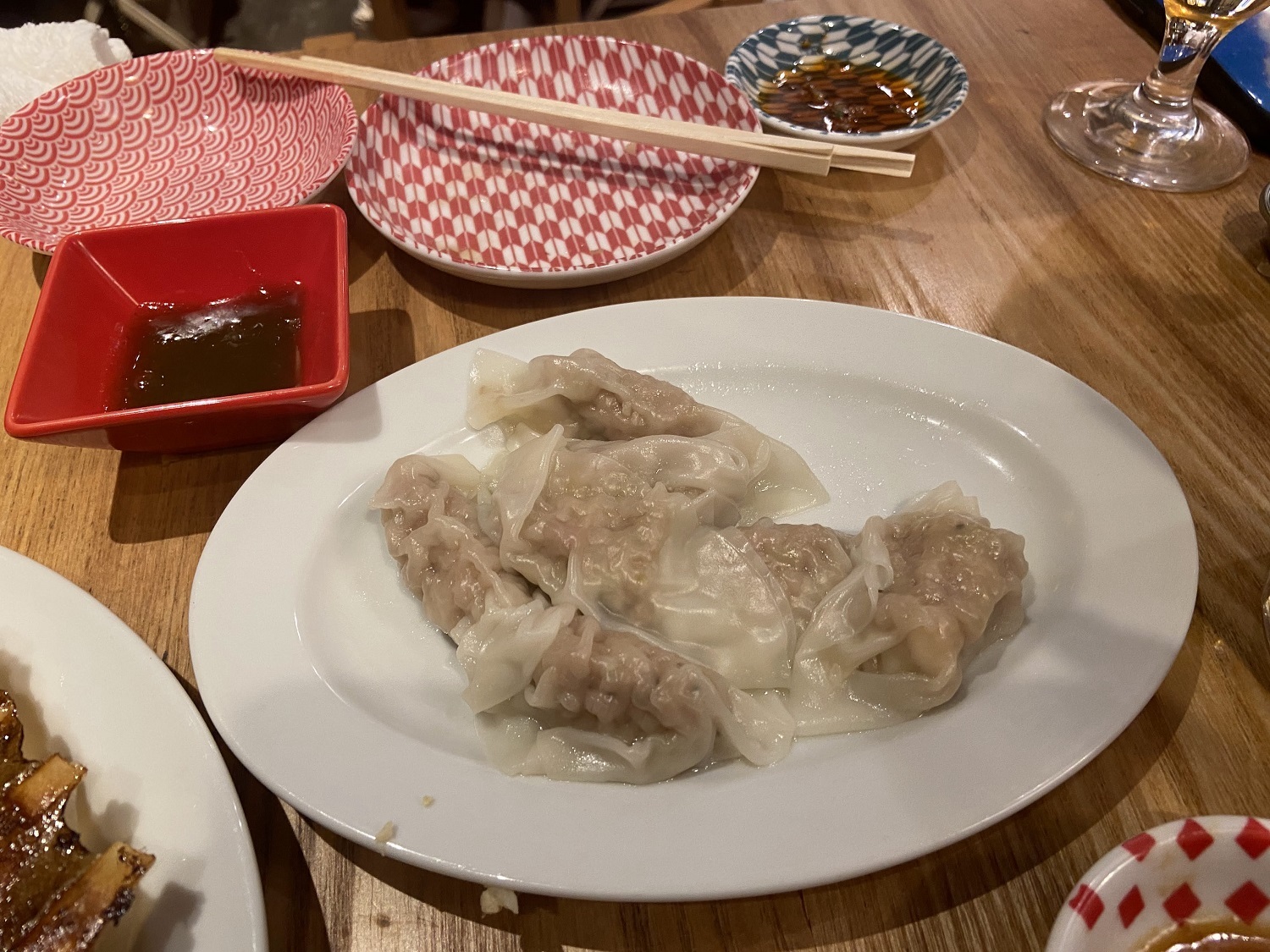 「水餃子」にんにくあり