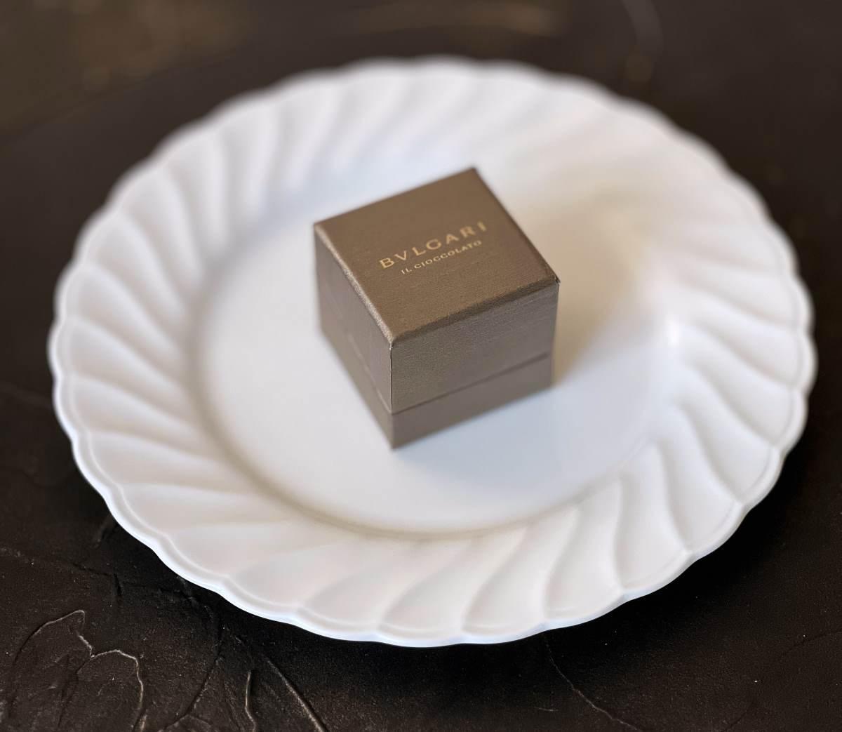 ブルガリ】1粒1,780円！宝石ショコラを食べてみた（チョコレート