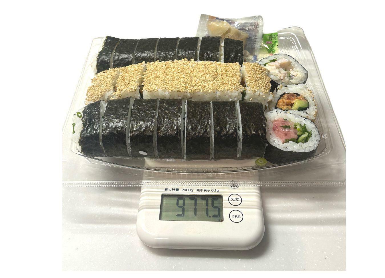 コストコ新商品バラエティロール寿司は1キロ近いボリューム