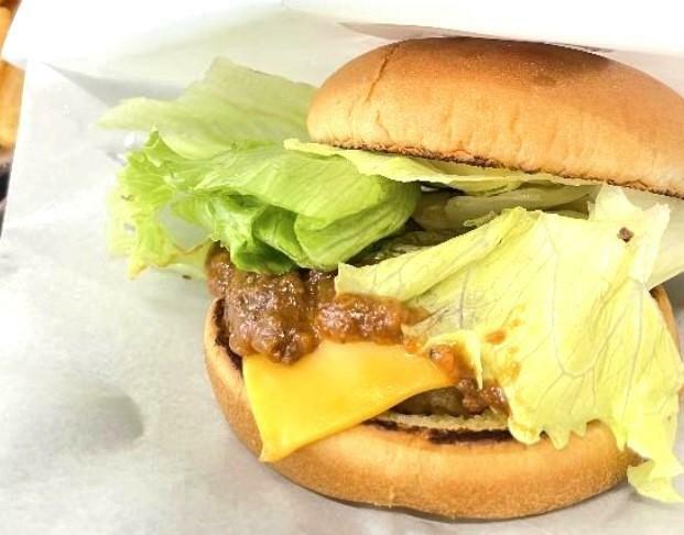 ポパイ食堂　ハンバーガー（４００円）