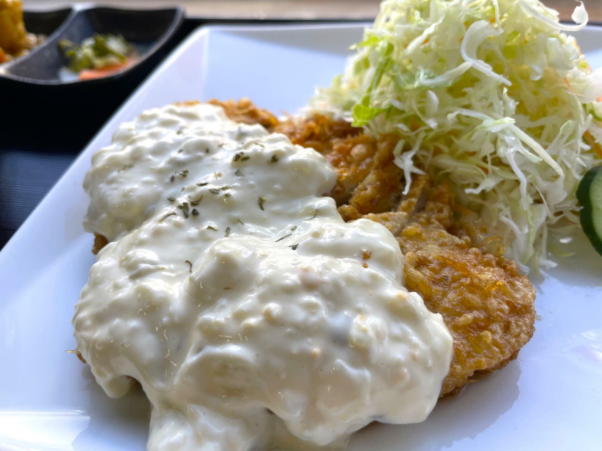 ポパイ食堂　チキン南蛮定食（６５０円）